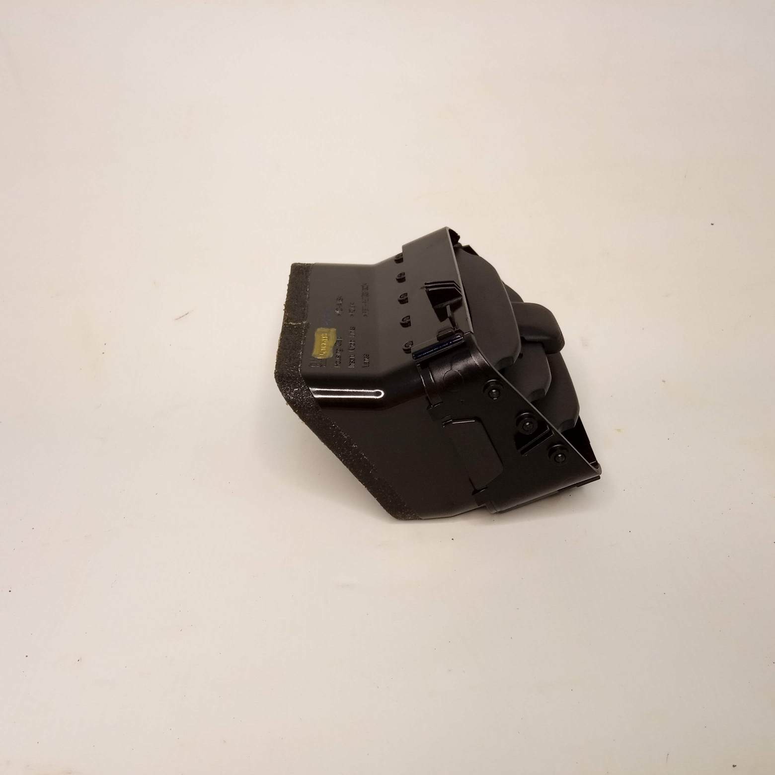 Difusor Saida Ar Lateral Esquerdo Chevrolet Onix 2018