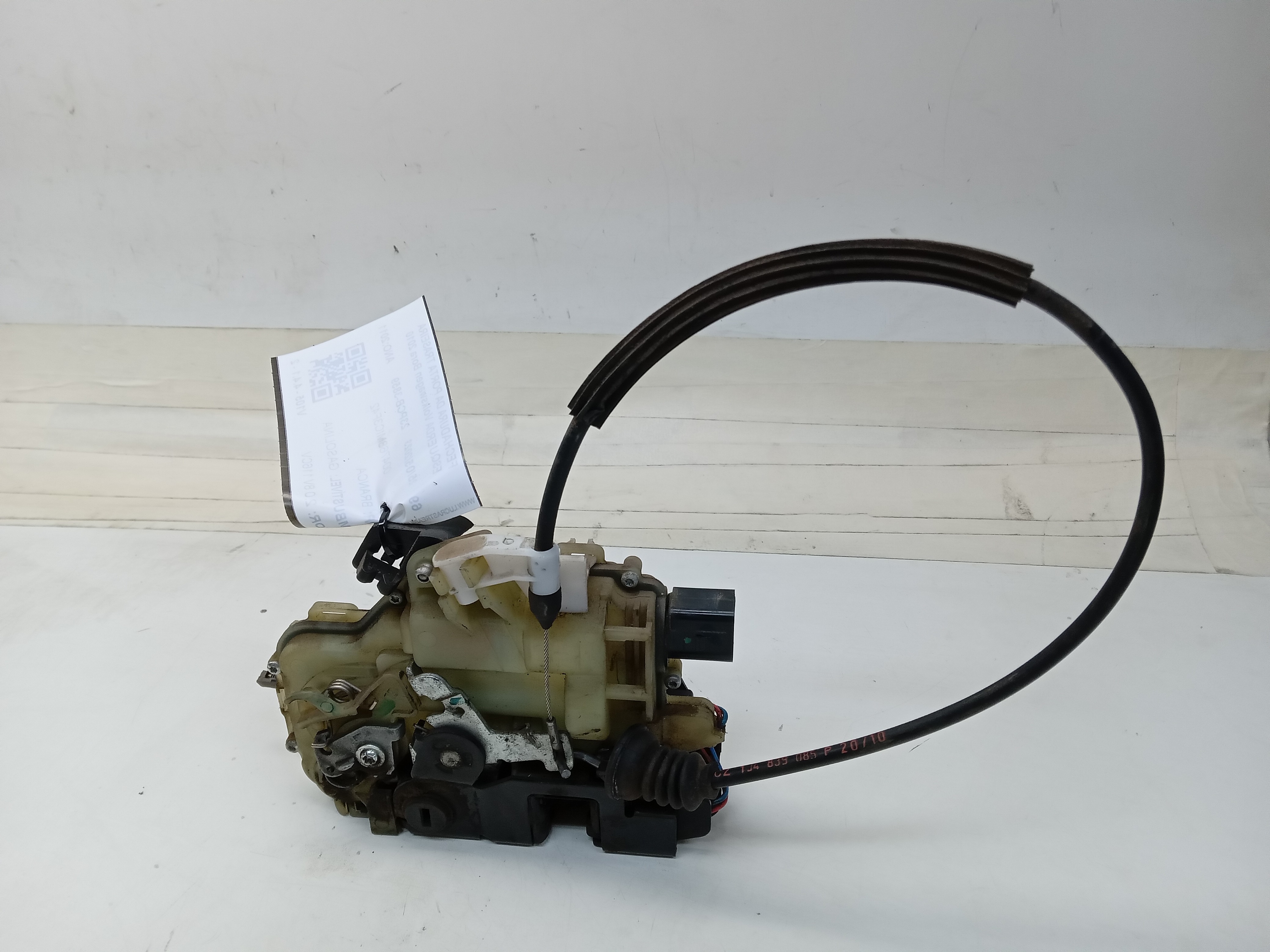 FECHADURA DA PORTA TRASEIRA ESQUERDA Volkswagen Bora 2010 2