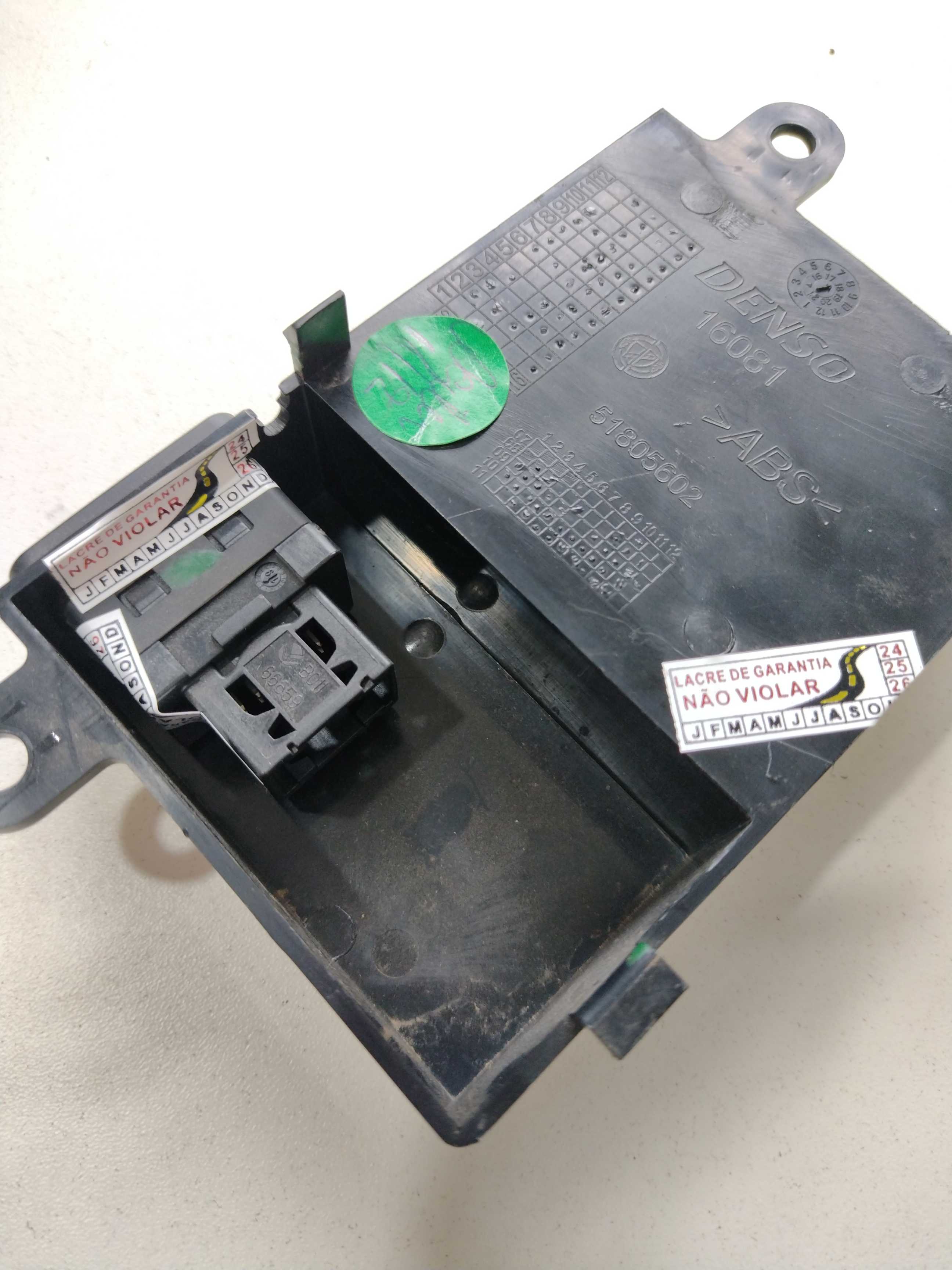 Moldura Suporte Conector Usb Fiorino 2020 1.4 Evo 51805602 1