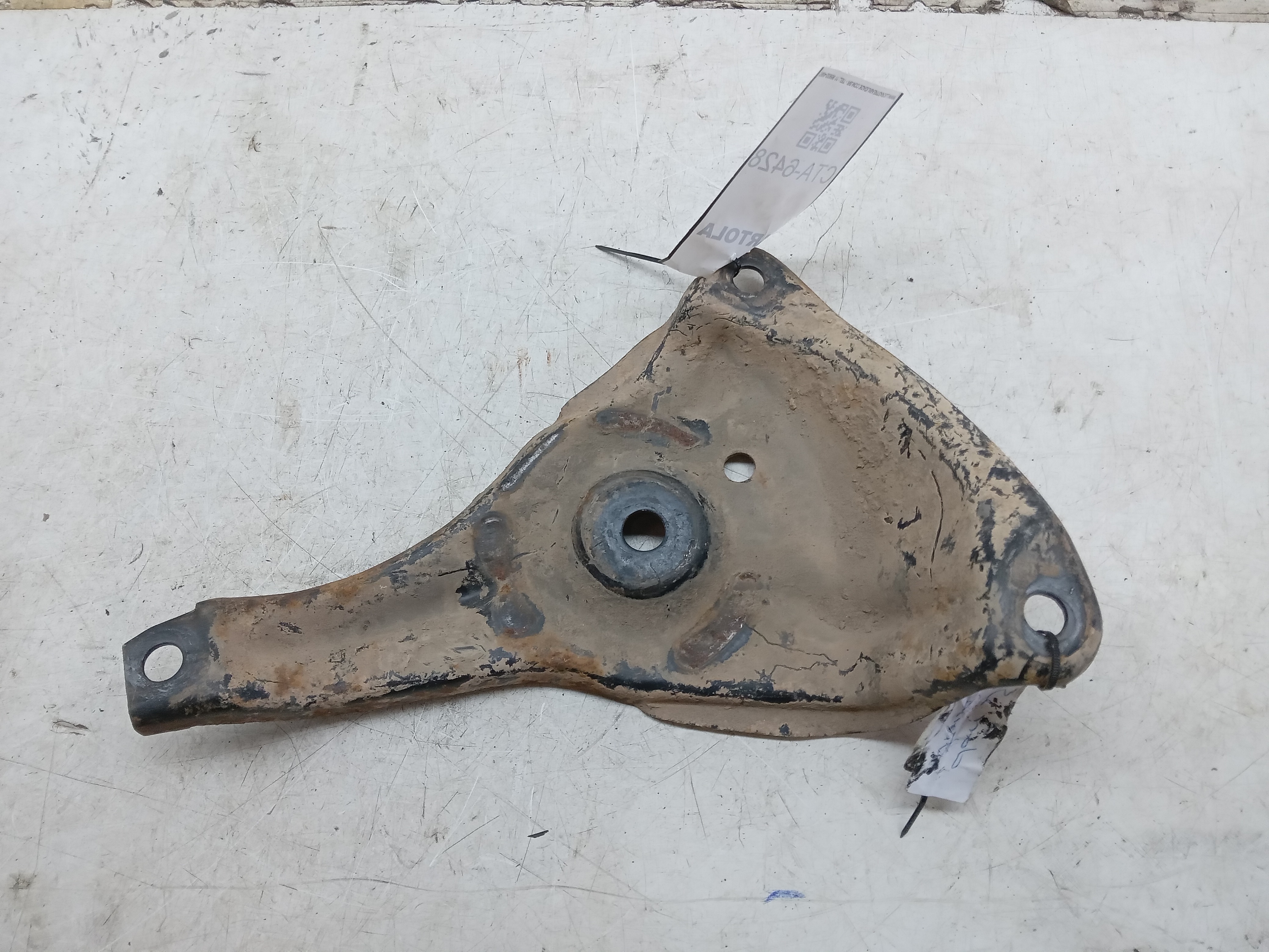 SUPORTE AGREGADO TRASEIRO GM OMEGA 1993