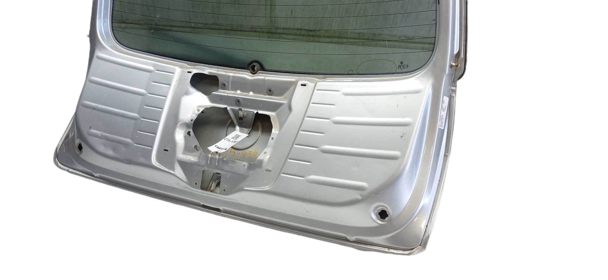 TAMPA PORTA MALAS VOLKSWAGEN FOX 2006  PARA RECUPERAR 4