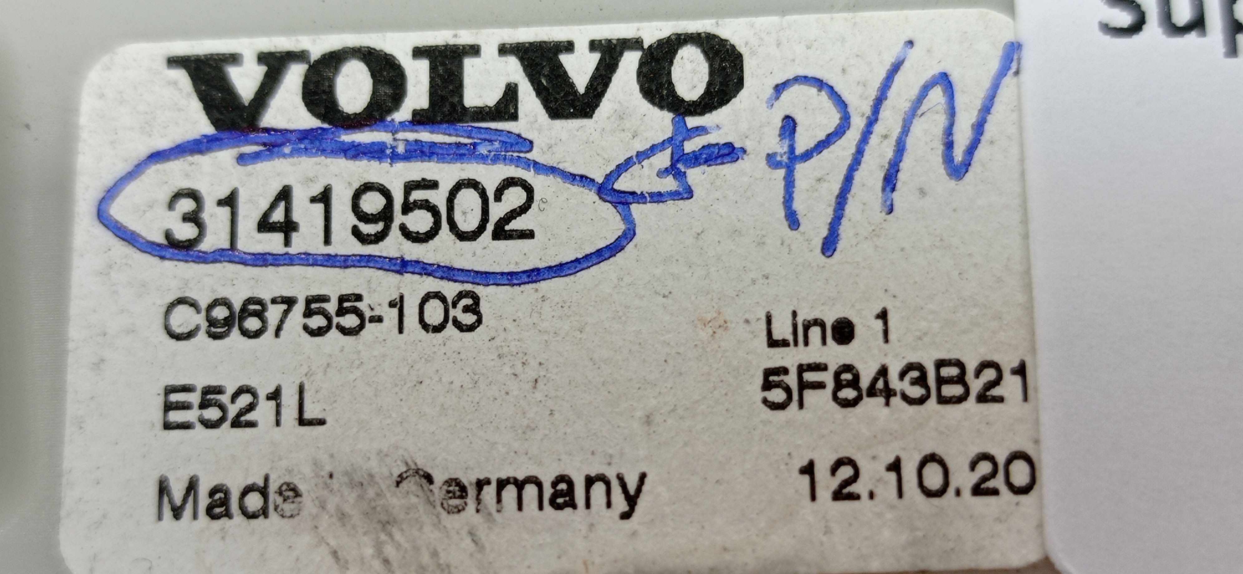 Suporte Sensor Parachoque Tras Volvo XC60 2018 6