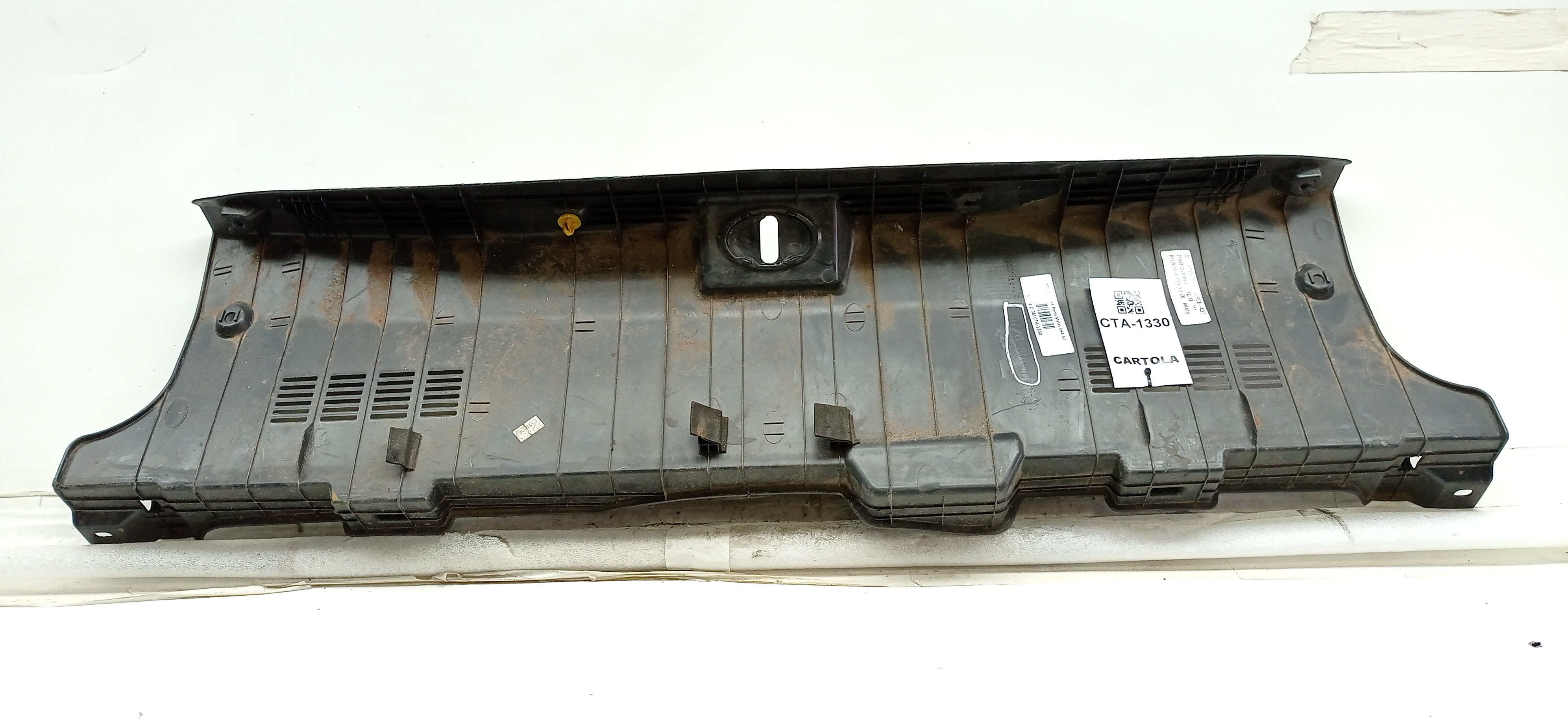 ACABAMENTO INFERIOR PORTA MALAS HYUNDAI AZERA 2013 2