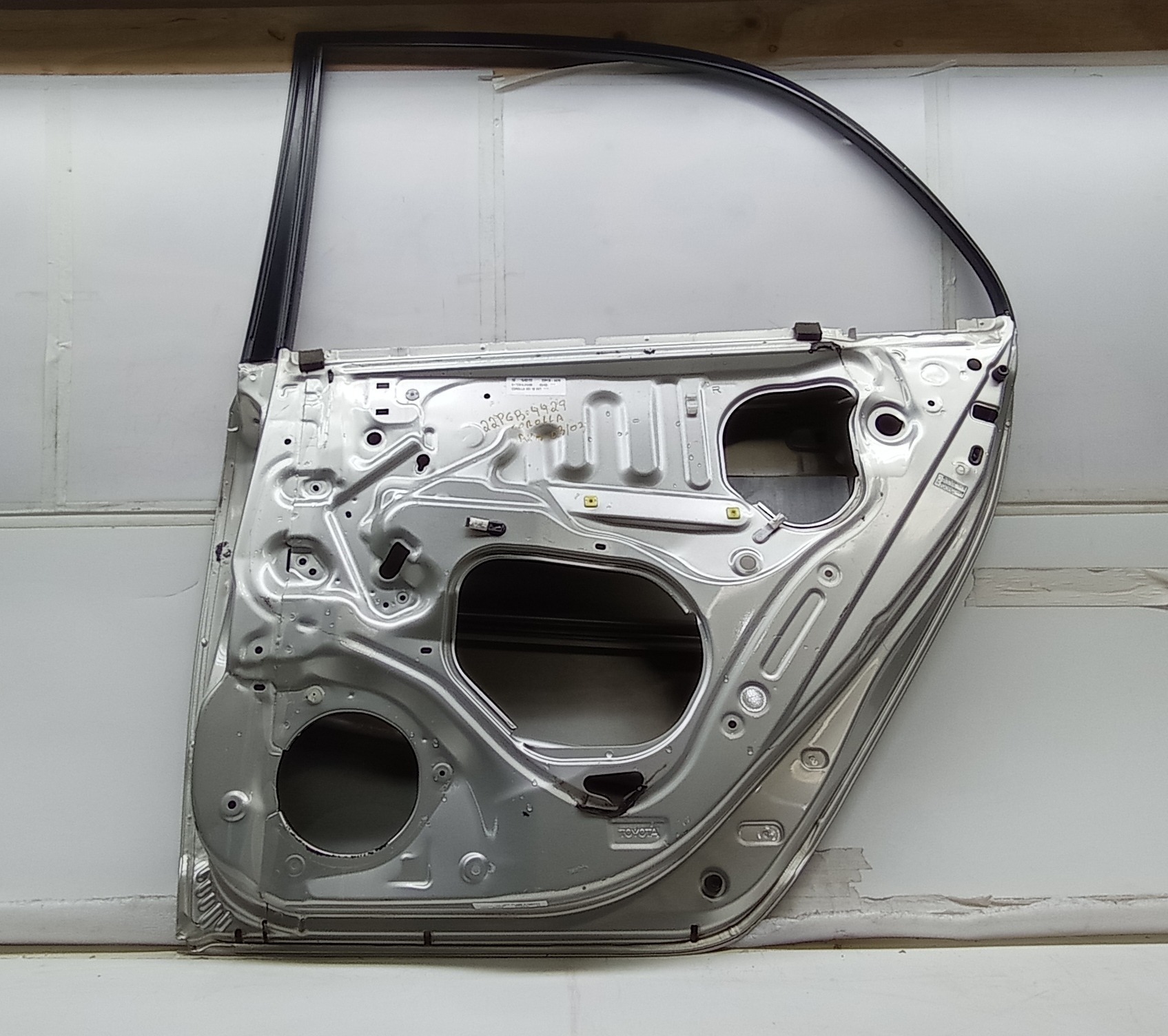 Porta Traseira Direita Toyota Corolla 2003 Para Recuperar Traseira Direito Dourado 2