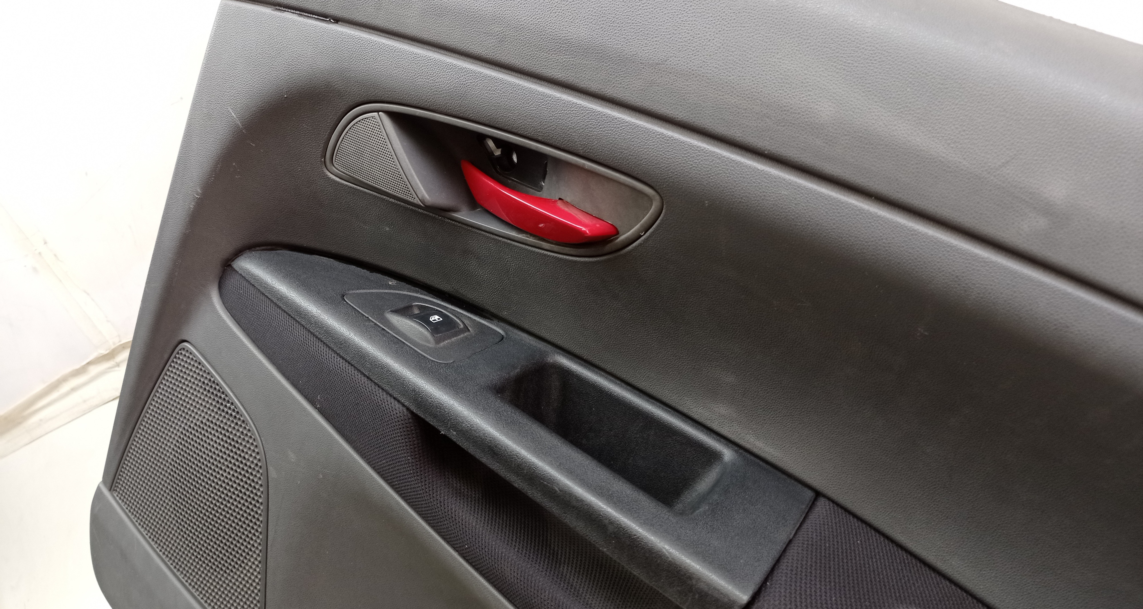 FORRO DE PORTA TRASEIRA DIREITA FIAT PUNTO 2009 5