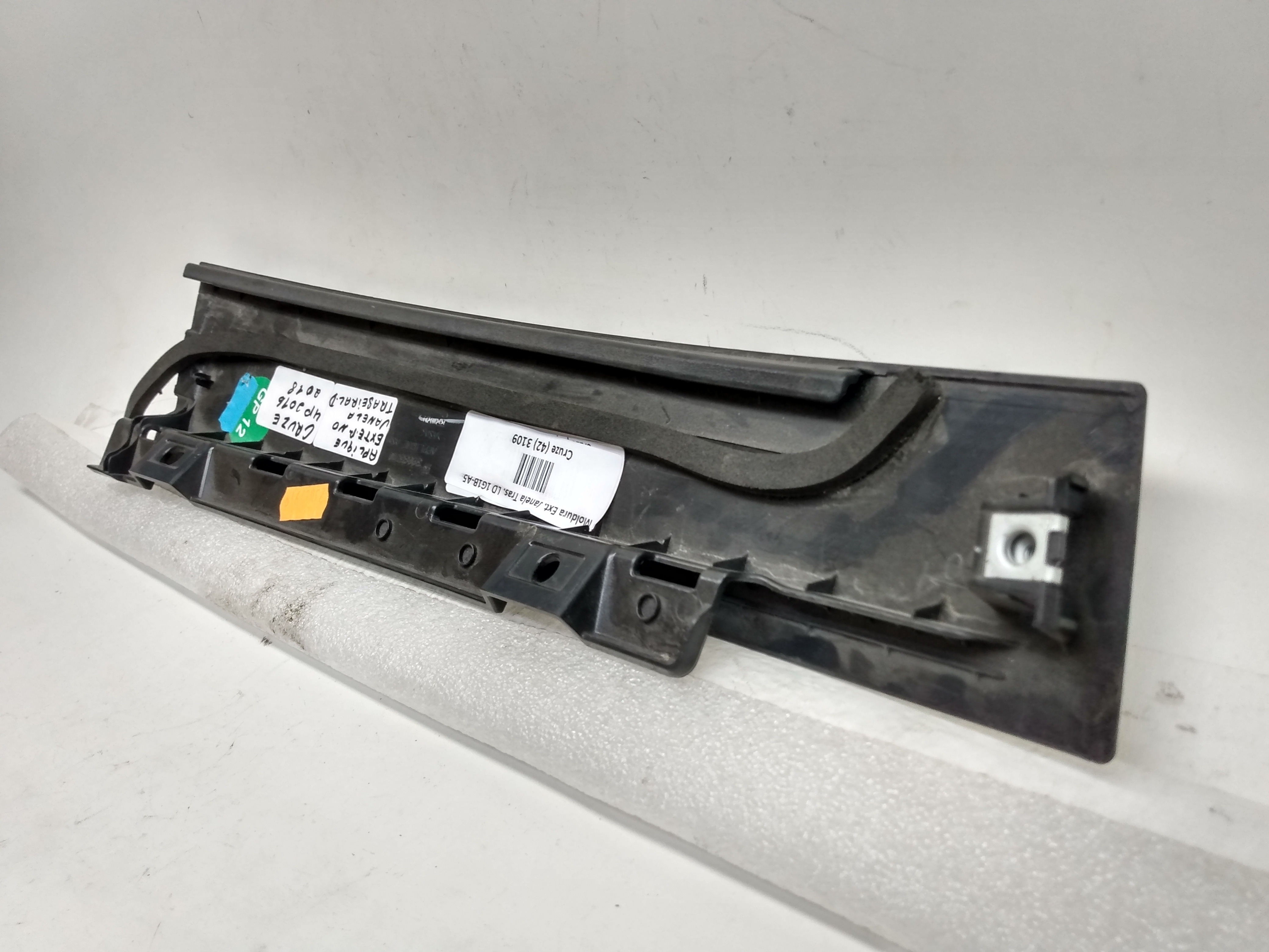 ACABAMENTO EXTERNO PORTA TRAS LD GM CRUZE 2018 6