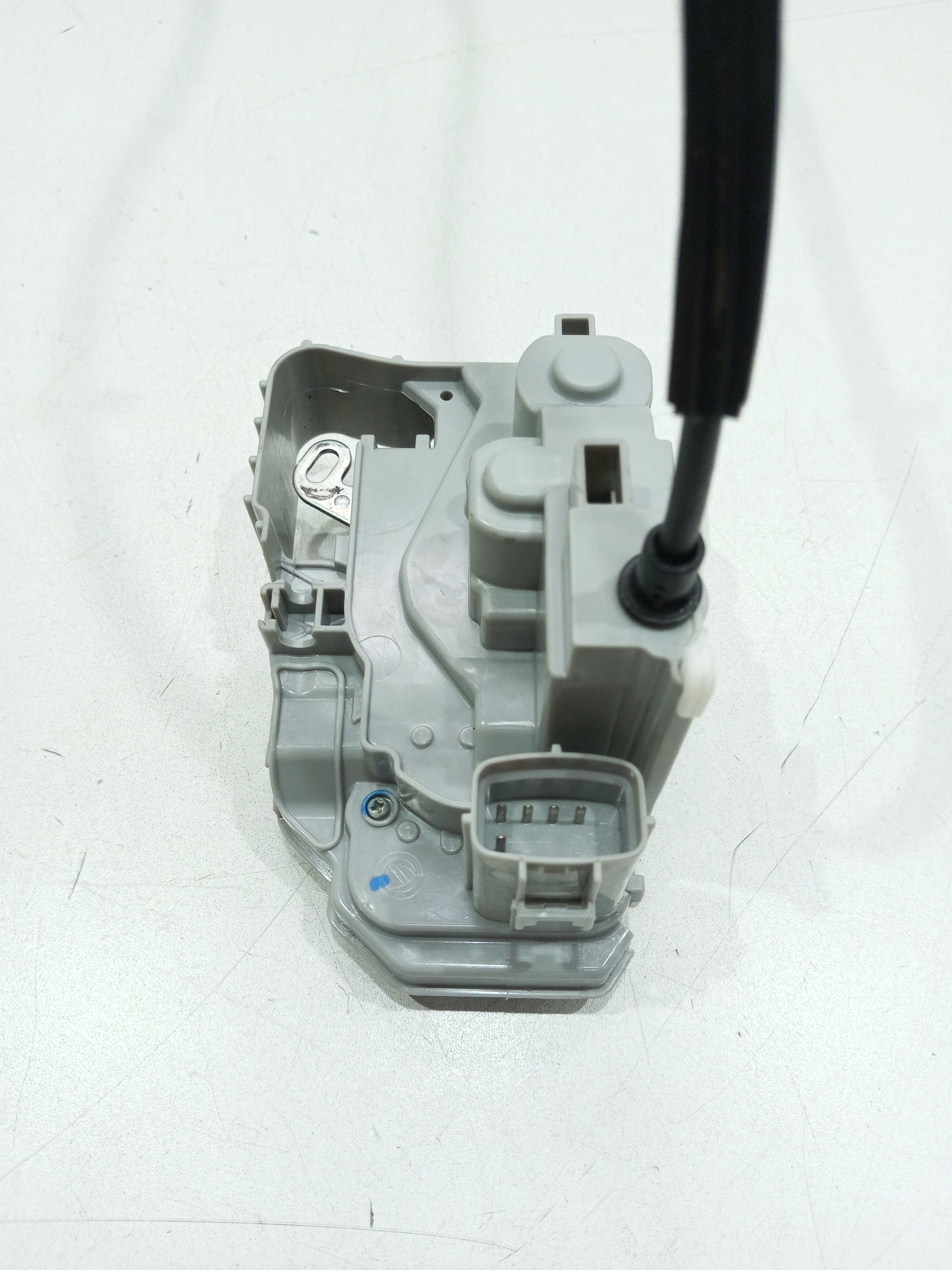 Fechadura Porta Traseira Esquerda Fiat Bravo 2012 2
