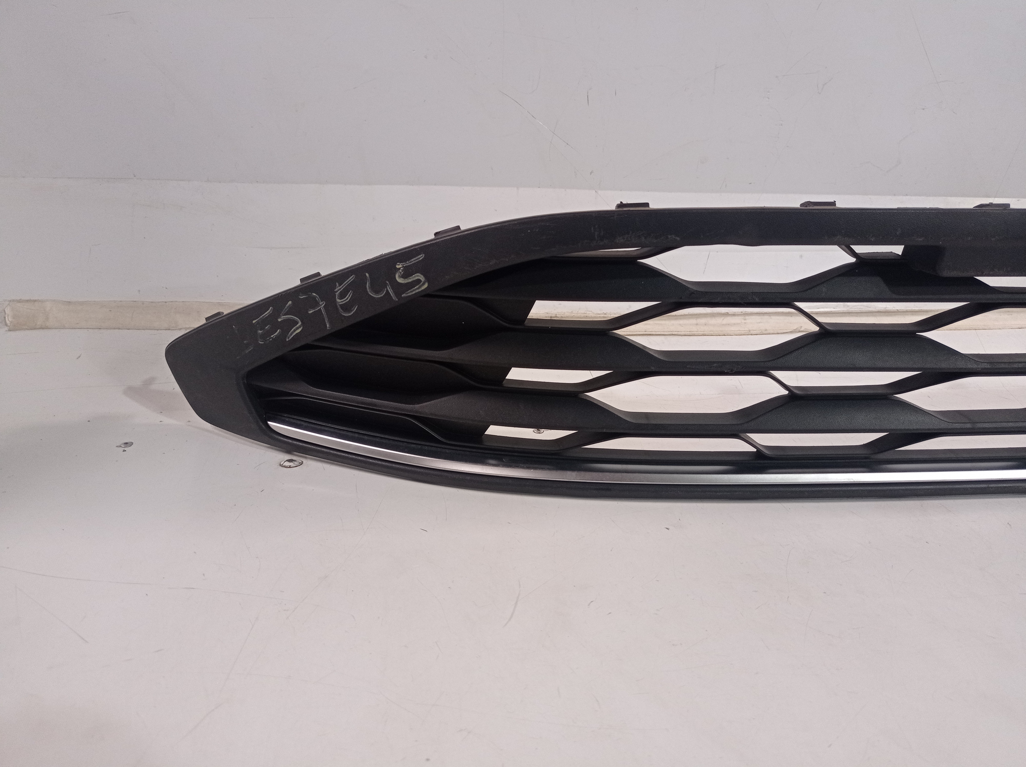 Grade Inferior Parachoque Dianteiro Vw Nivus 2019 2020 4