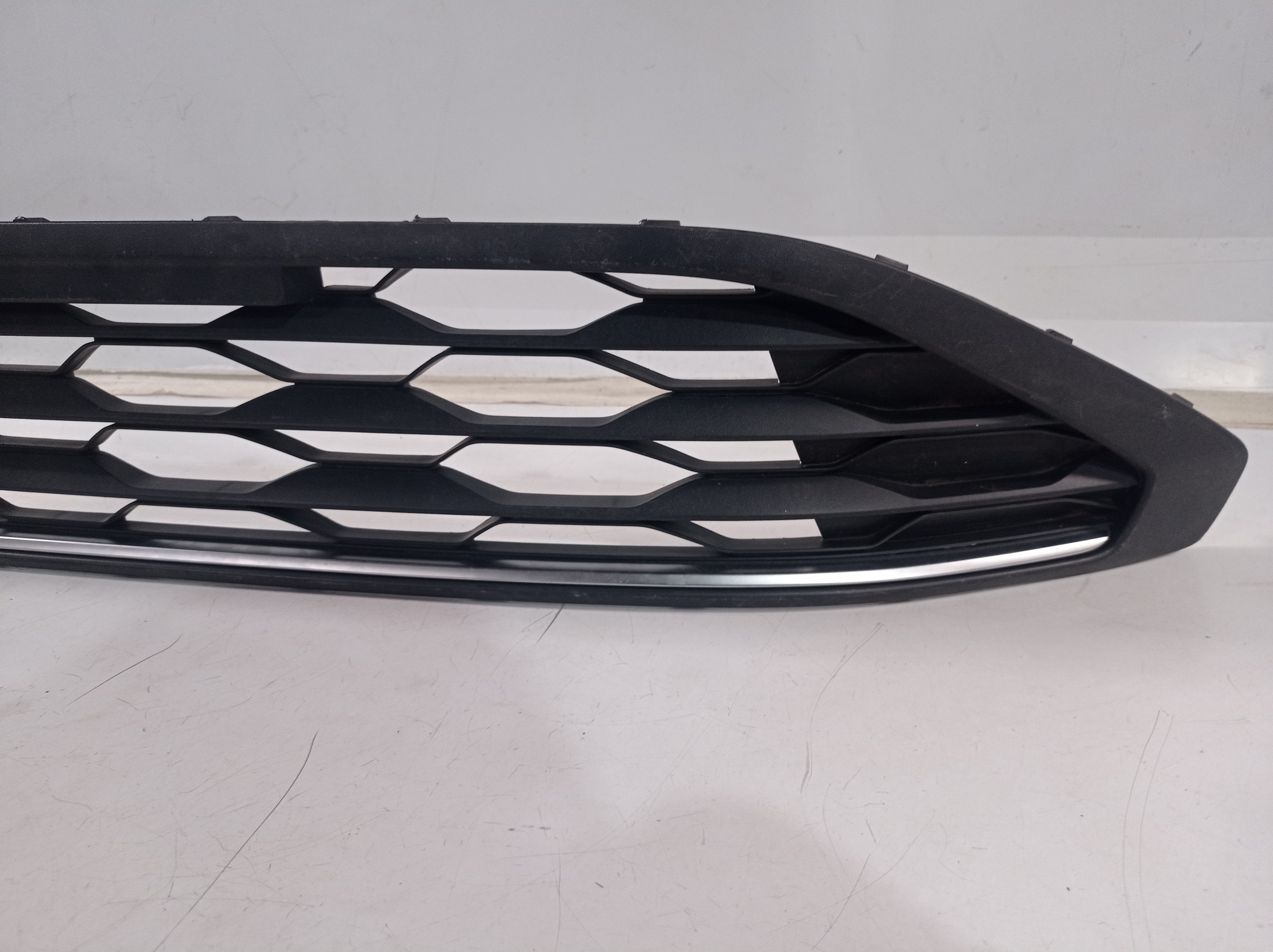 Grade Inferior Parachoque Dianteiro Vw Nivus 2019 2020 5