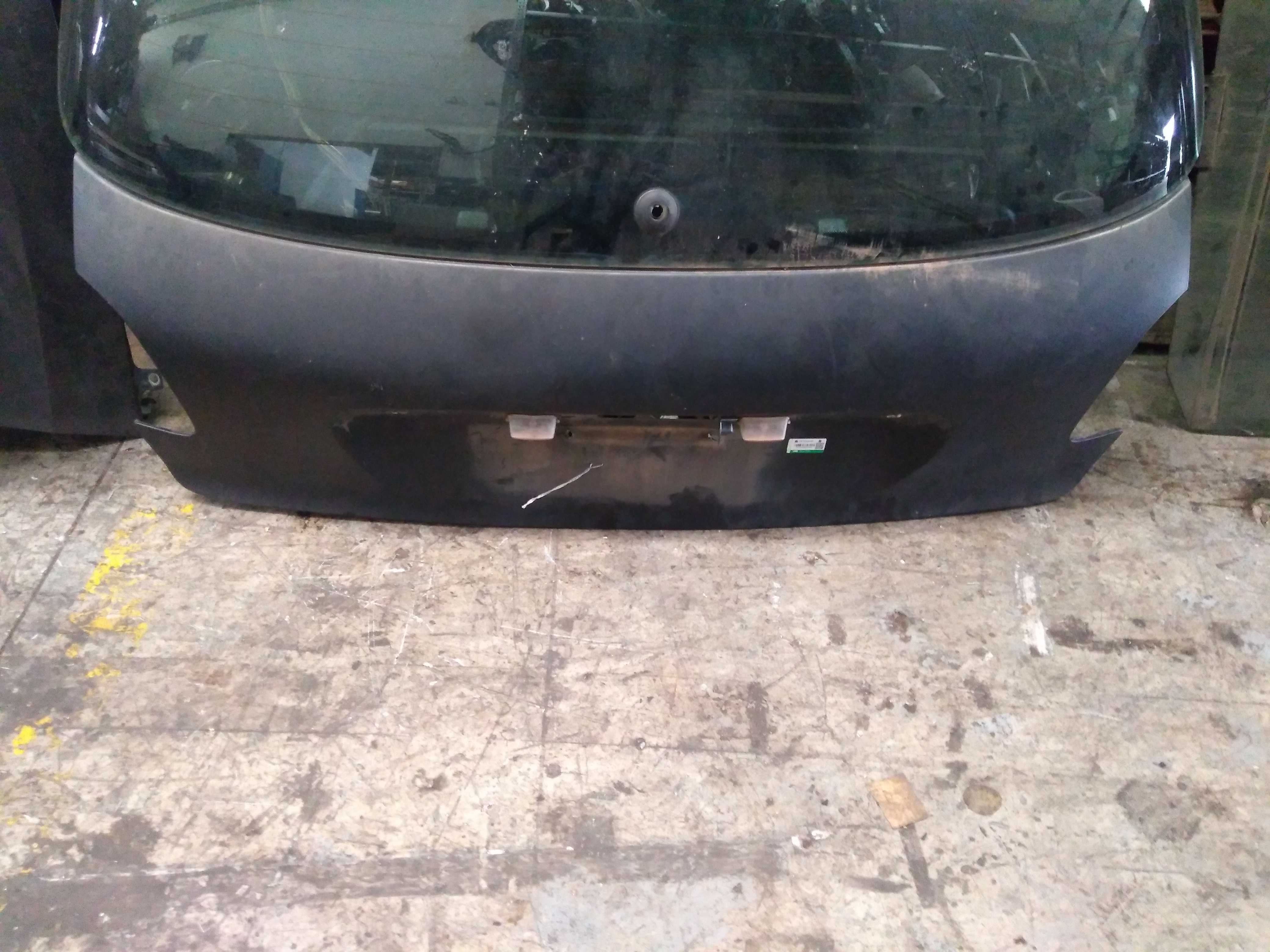 Tampa Traseira Peugeot 206 2005 A 2008 V273 1