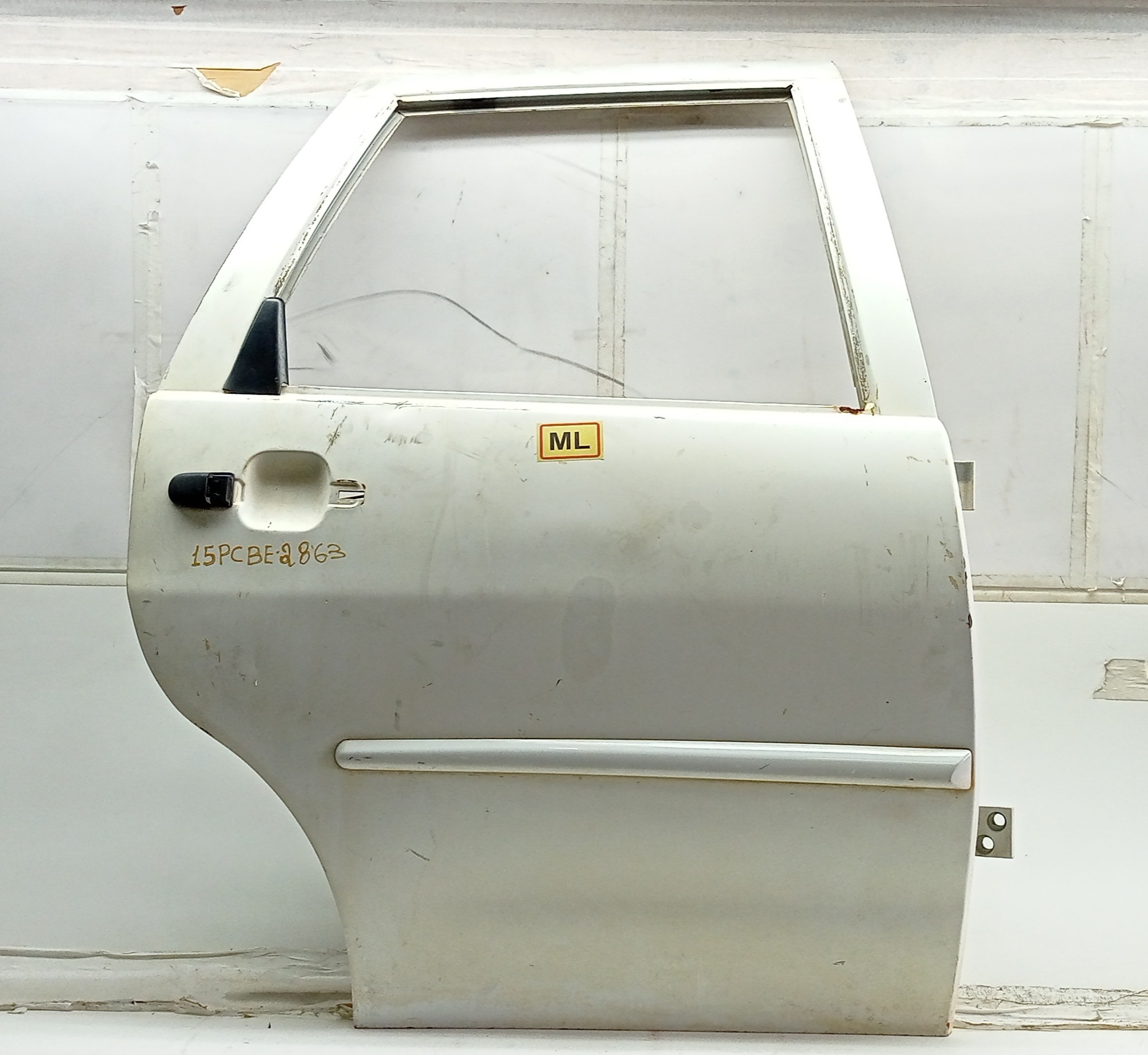 Porta Traseira Direita Vw Polo 1997 Para Recuperar Traseira Direito Branco 8