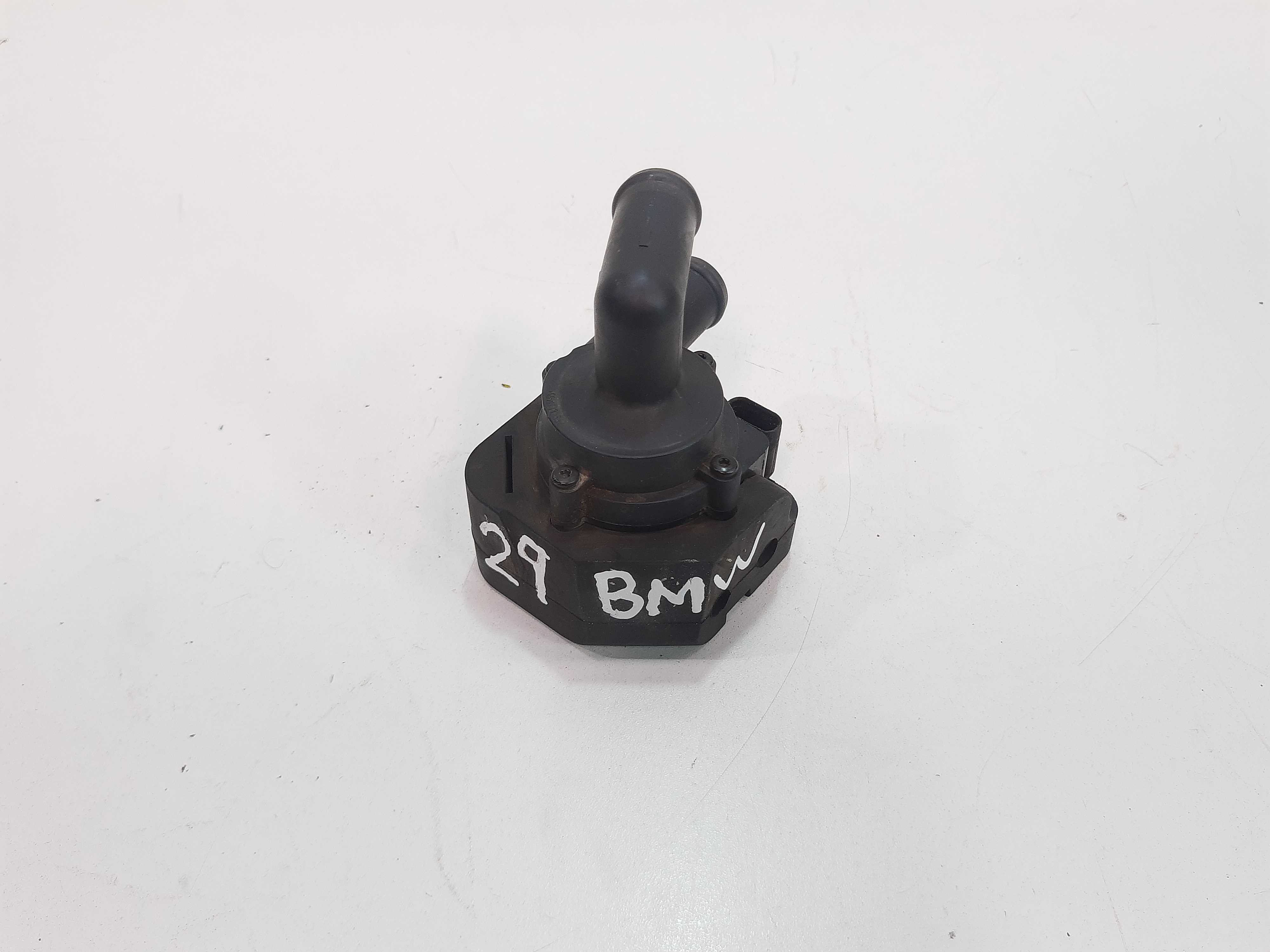 Bomba Água Secundária Bmw X5 4.4 2000 2001 2002 A 2006