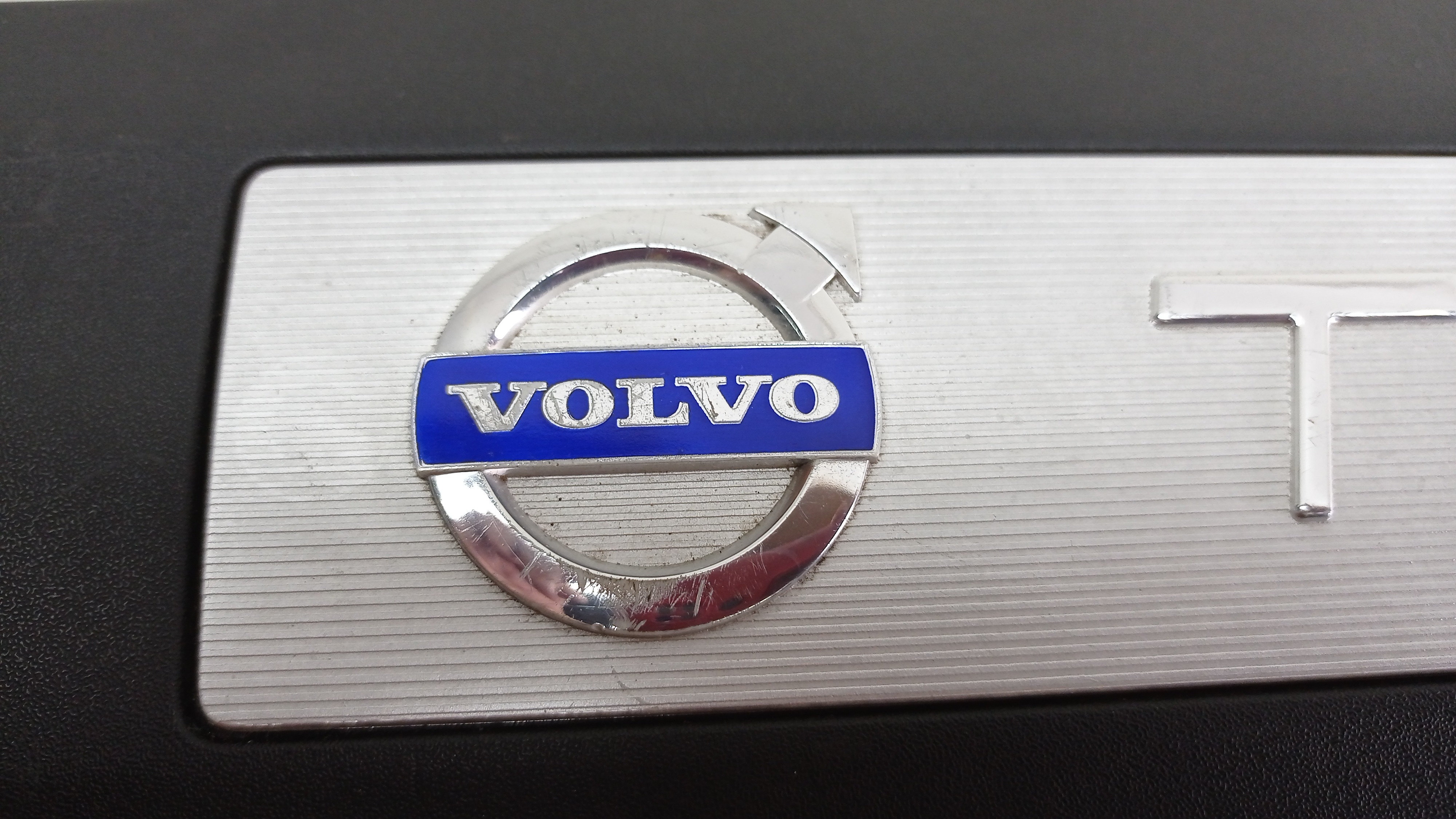Tampa Do Motor Volvo Xc60 2011 7