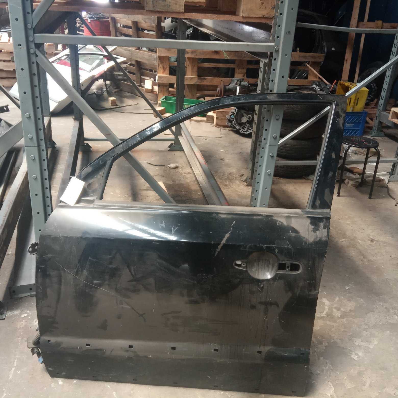 Porta Dianteira Esquerda Hyundai Tucson 2.0 V71 1