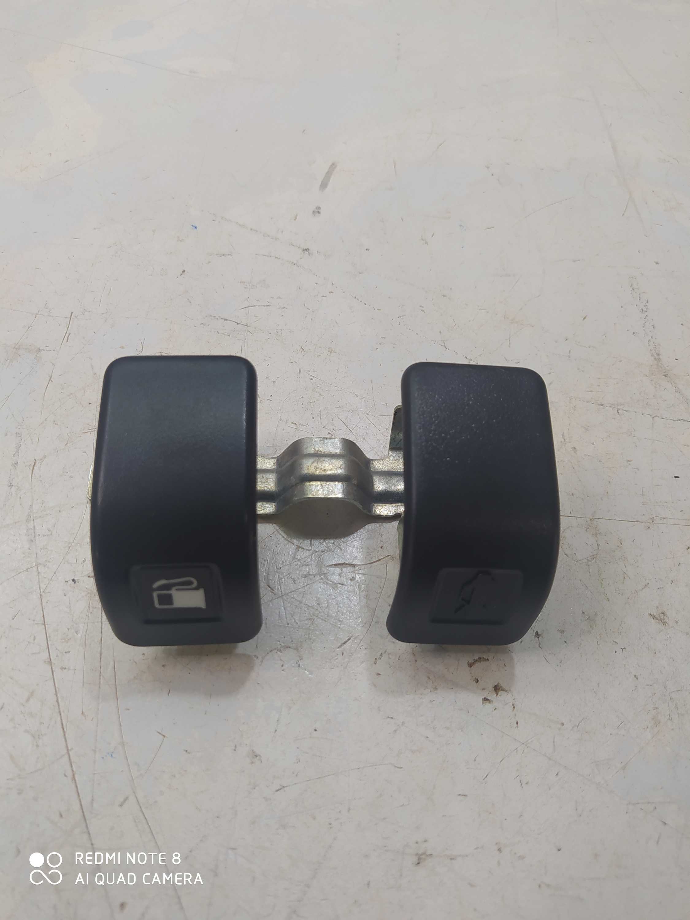 Botão Da Alavanca Abertura Porta Malas Honda Fit 2014
