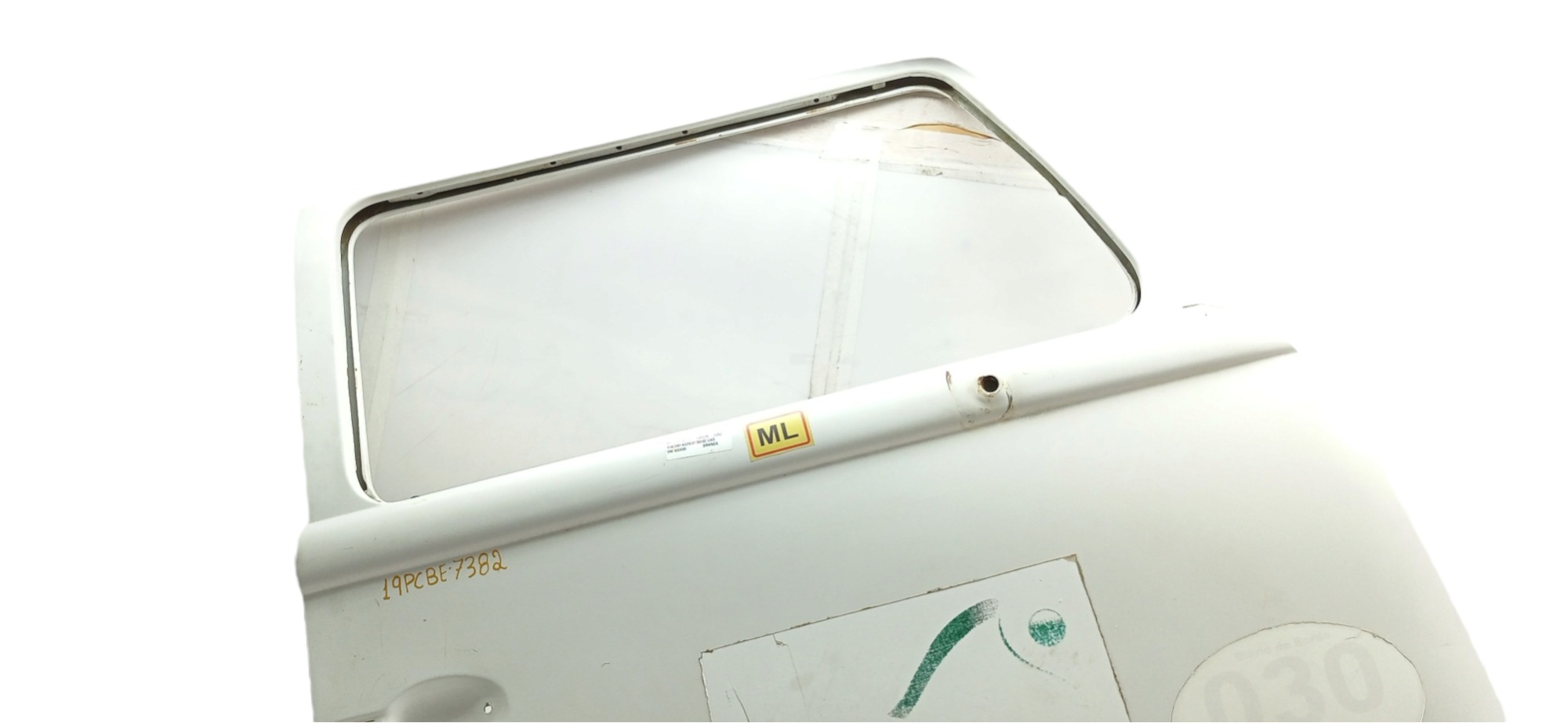 Porta Dianteira Direita Vw Kombi 2002 Para Recuperar Dianteira Direita Branco 2