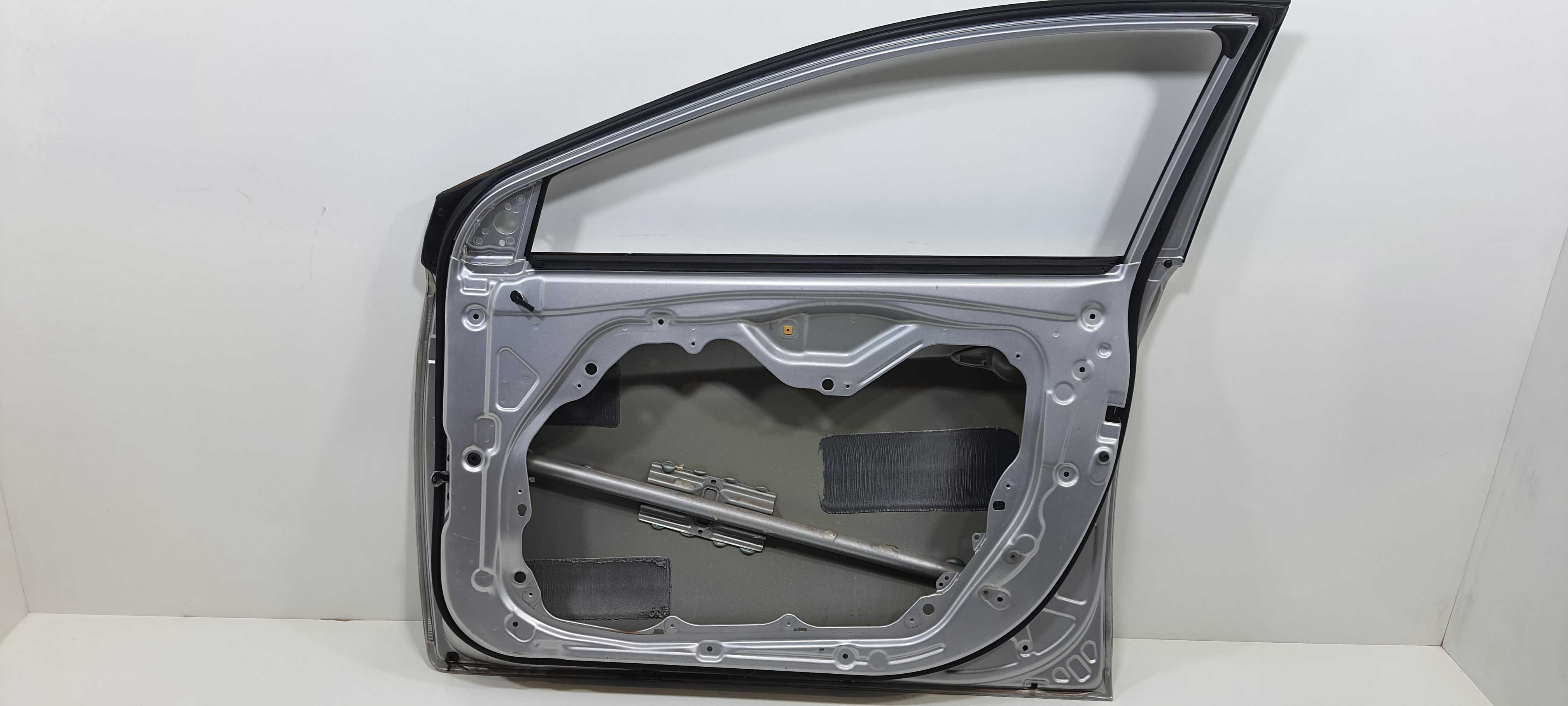 Porta dianteira direita Hyundai Elantra GLS 2012 2013 v2265 4