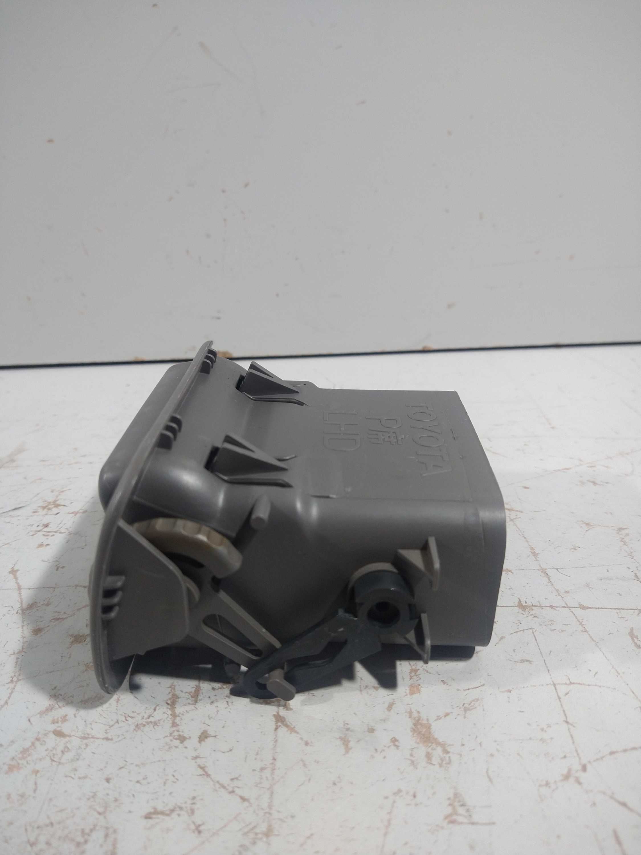 Difusor Ar Do Painel Toyota Corolla L/d 1999 Usado Original 4