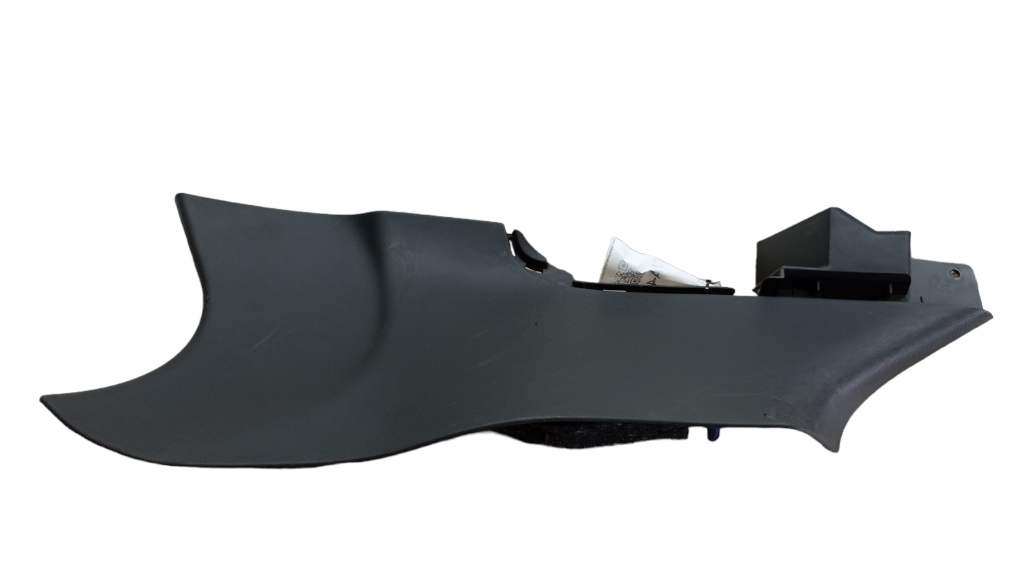 ACABAMENTO INF. TAMPA TRAS. LE CITROEN DS4 13 14 7