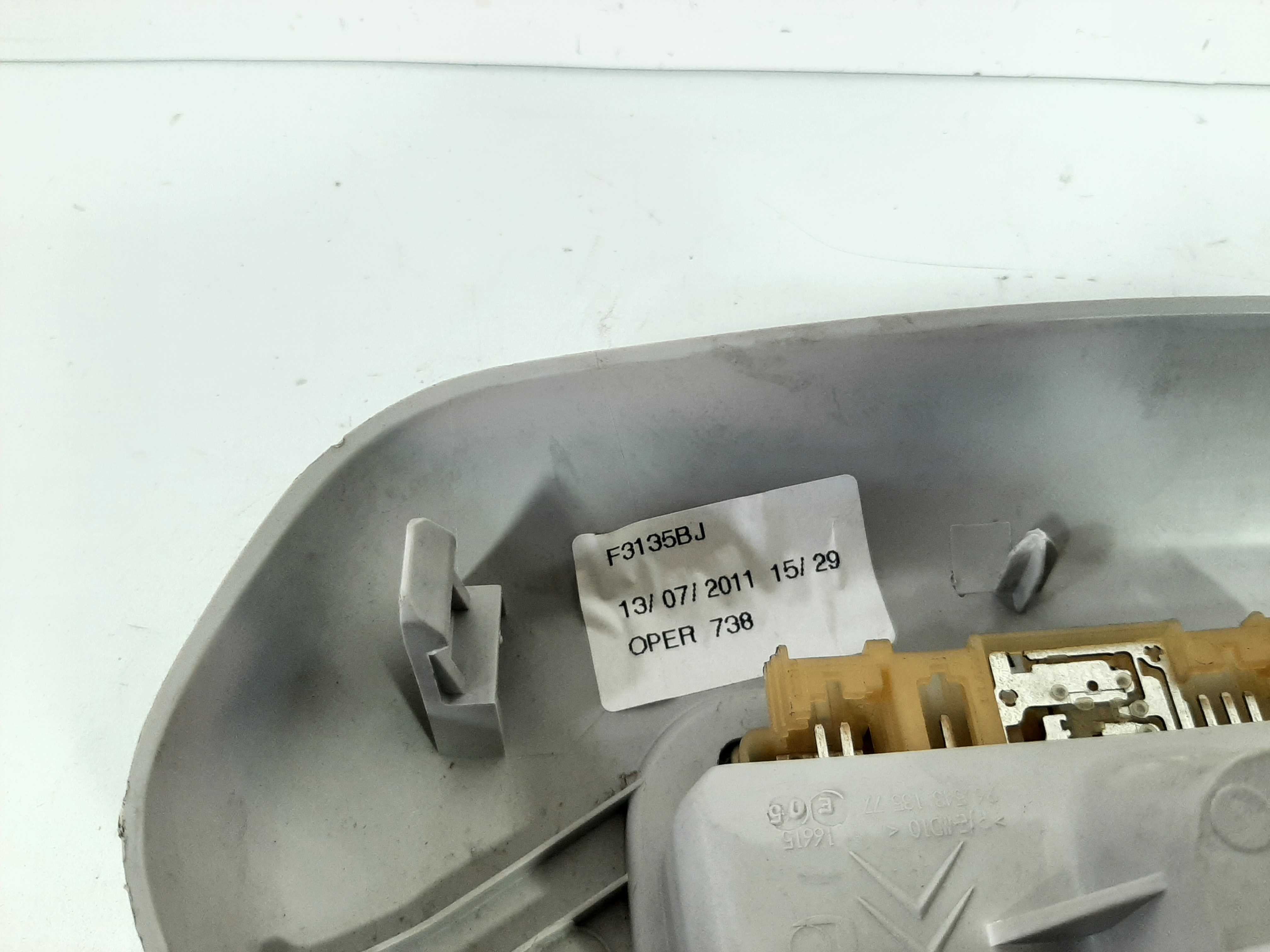 Luz Cortesia Dianteira Citroen C4 Picasso 2009 2010 A 2013 7
