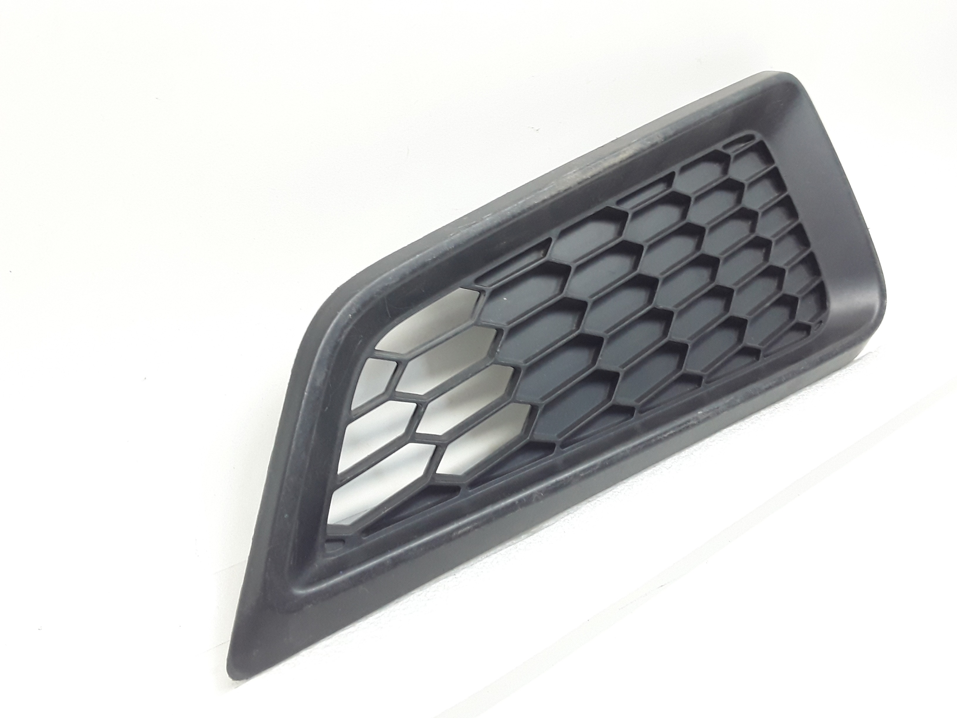 Moldura farol de milha LD Honda City 2015 2018 4