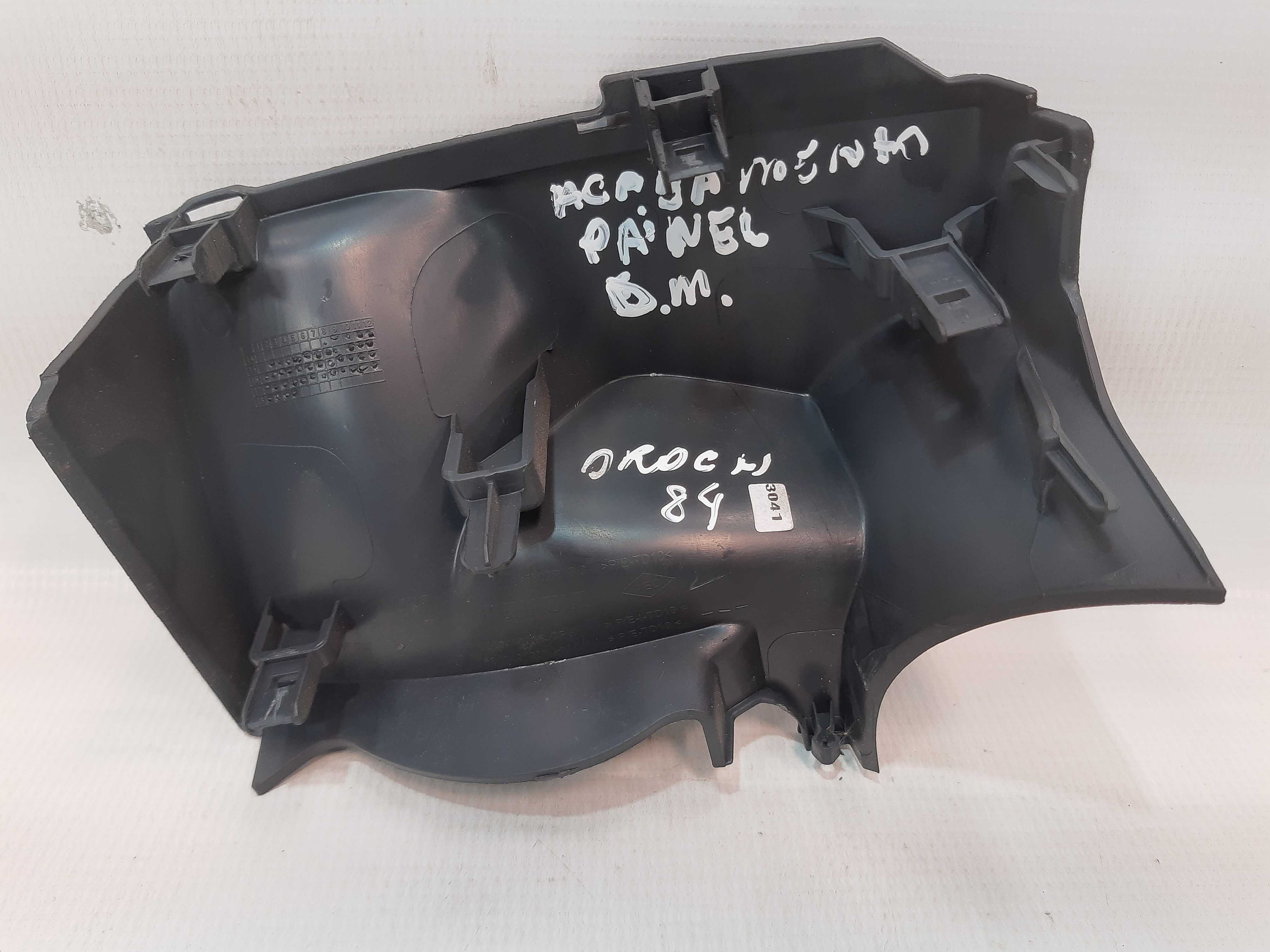 Acabamento Moldura Direita Painel Renault Oroch 2016 A 2019