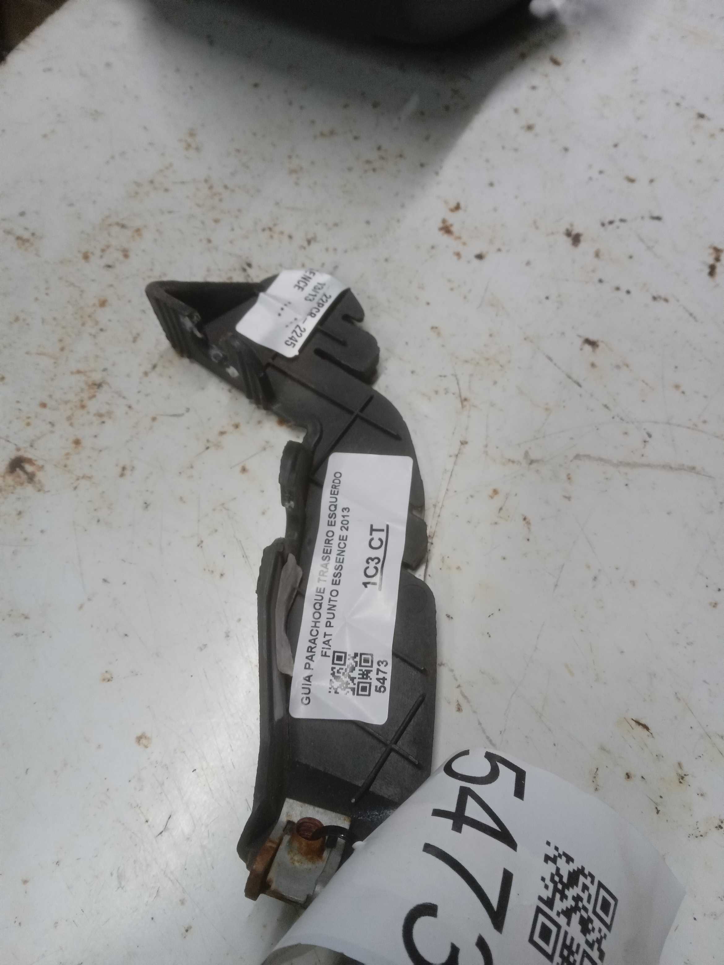 51883819 GUIA PARACHOQUE TRAS ESQ FIAT PUNTO ESSENCE 2013 2