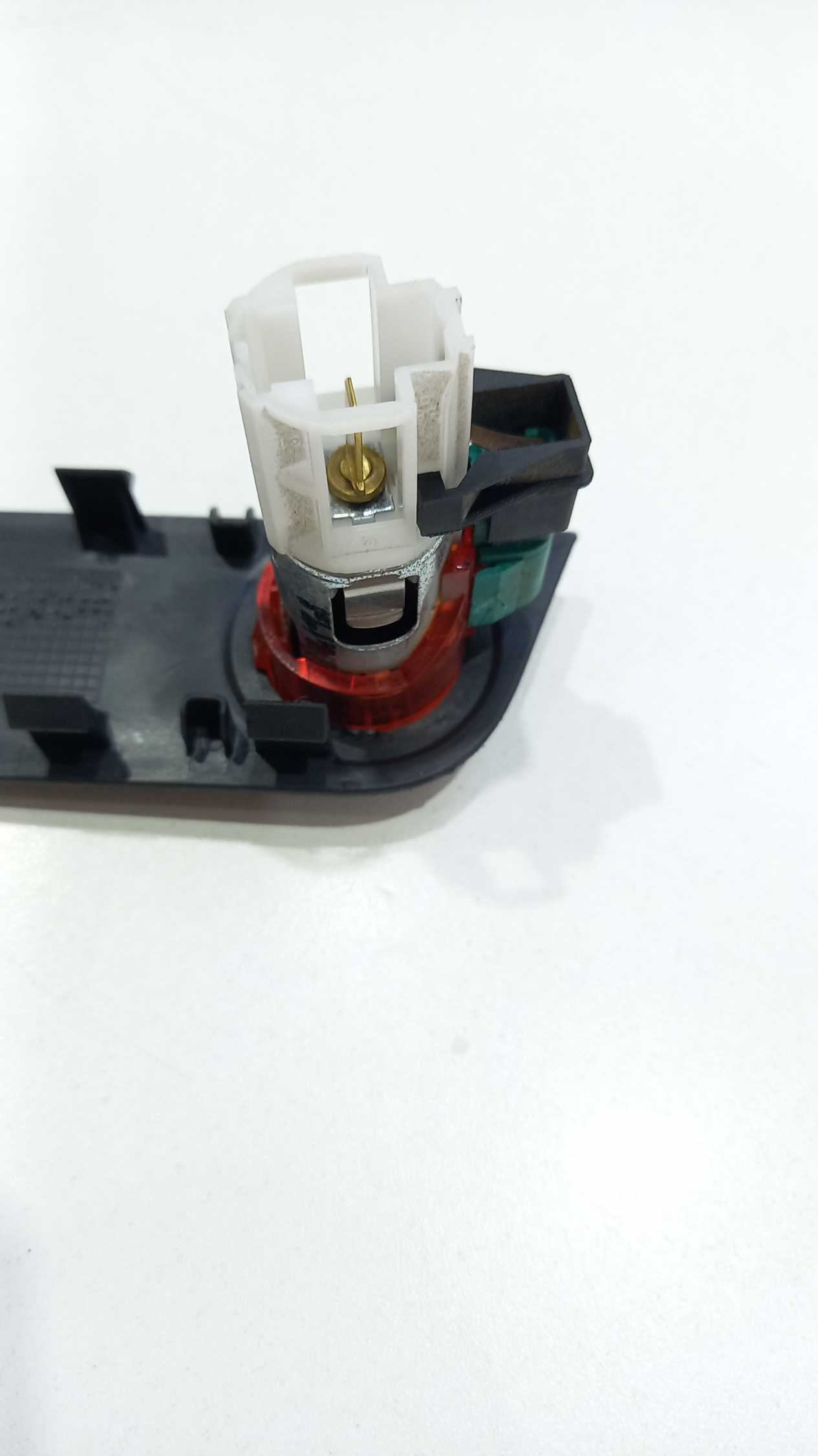 Moldura Com Tomada 12v Vw Voyage 1.6 2019 5