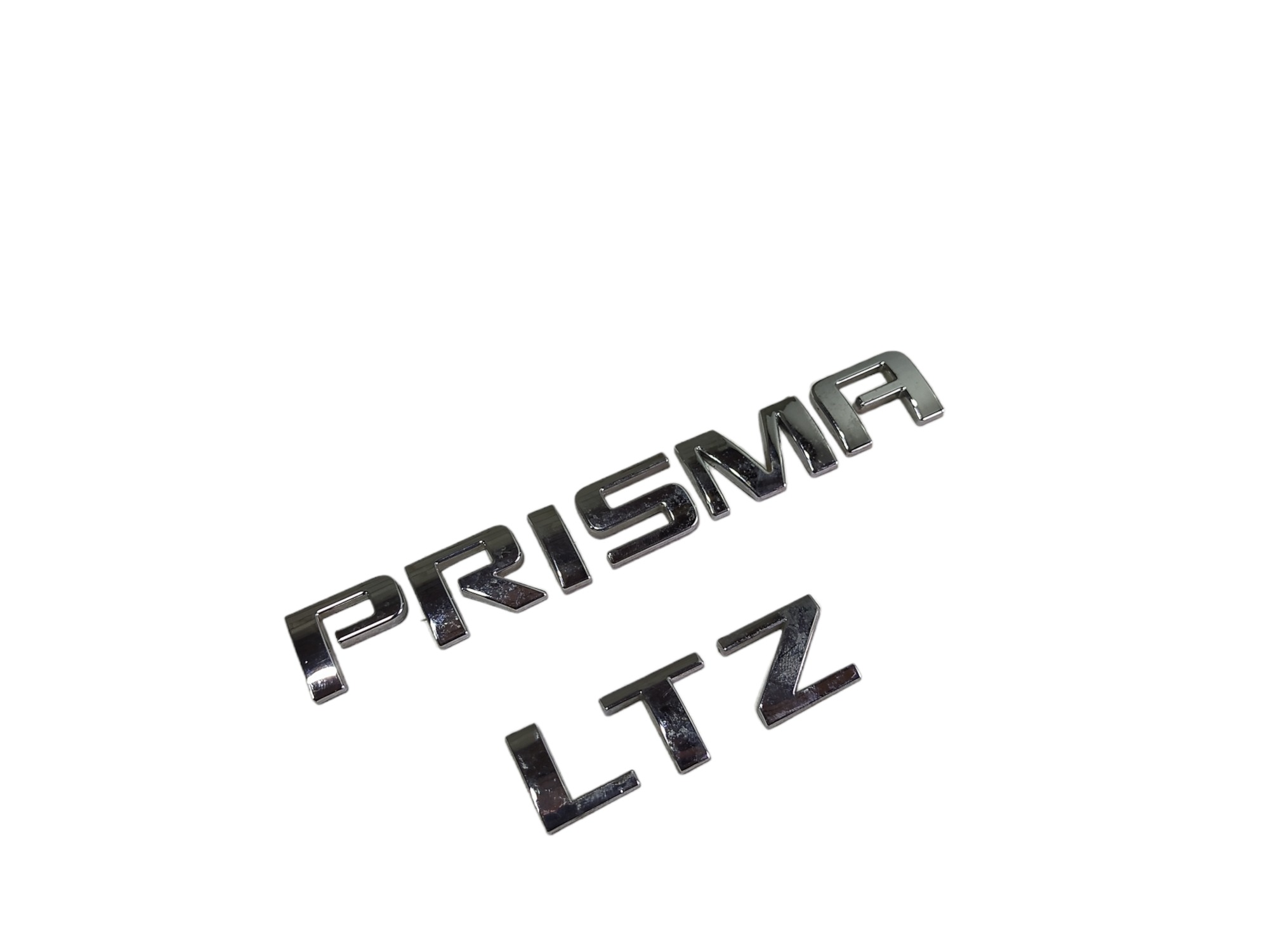 Emblema Letreiro Prisma Ltz Gm 1.4 2018 V486 Prata 3