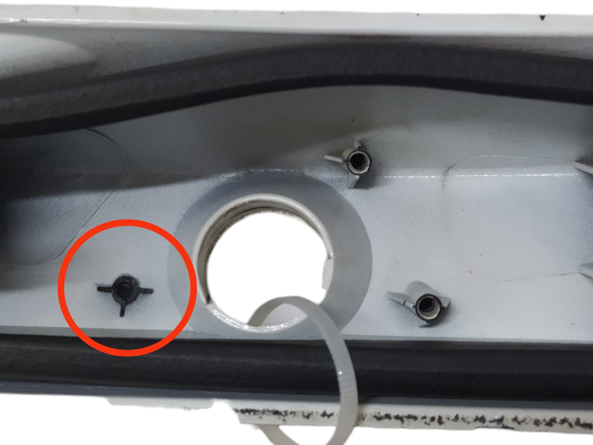 Friso Da Tampa Traseira Porta Malas Fiat Palio 2016 V86 4
