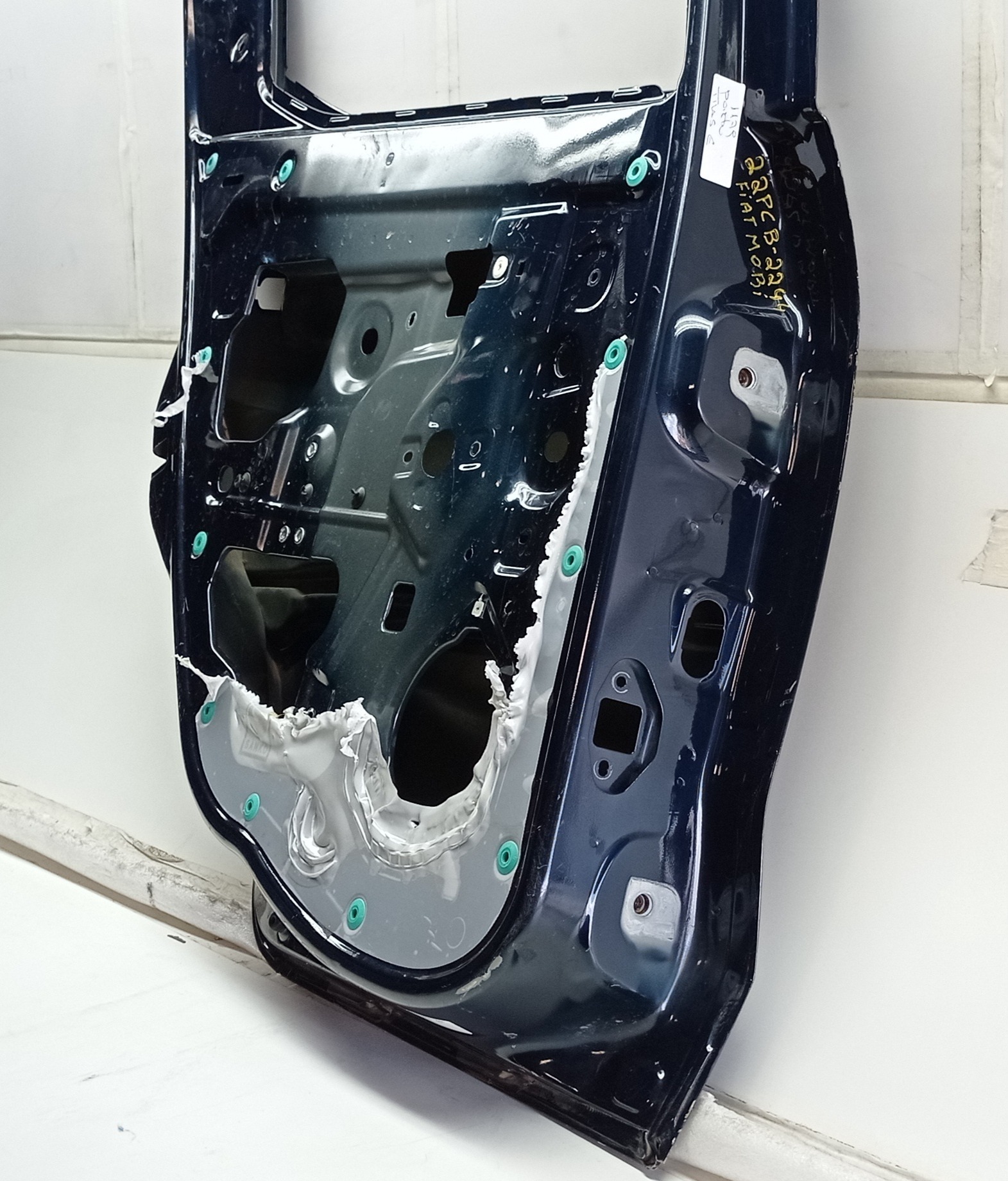 Porta Traseira Esquerda Fiat Mobi 2017 – Para Recuperar 7