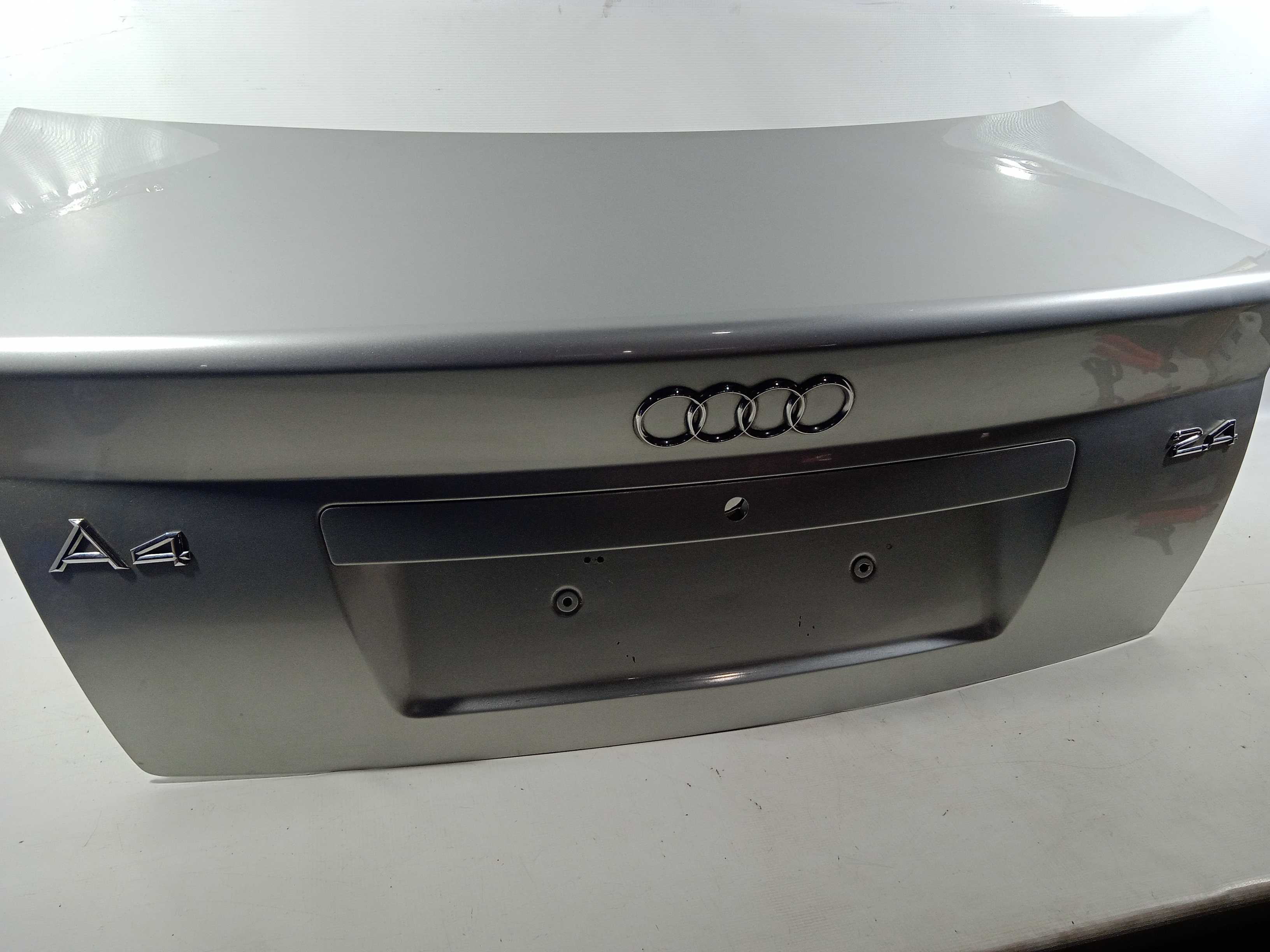 Tampa Traseira Audi A4 2001 5