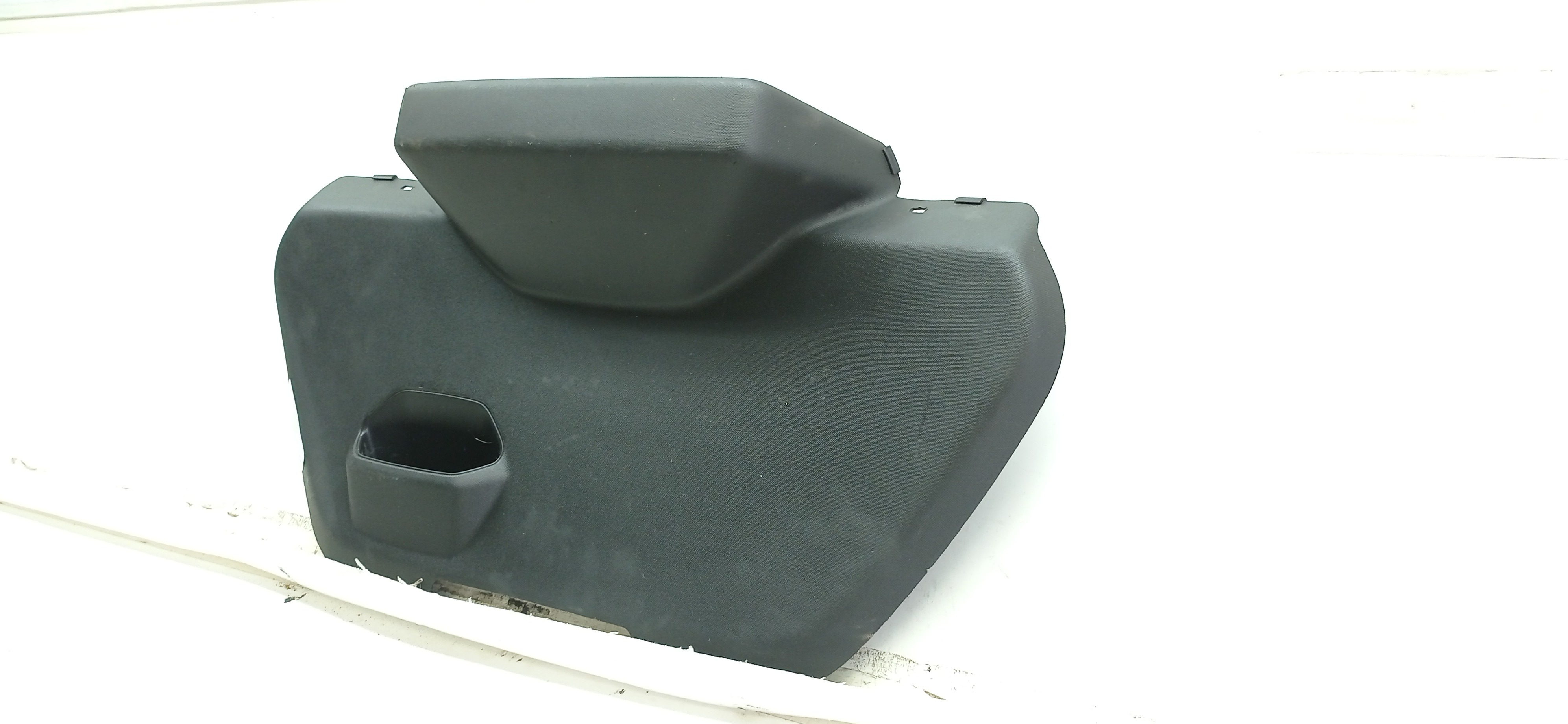 FORRO TAMPA TRASEIRA FORD KA 2019 4