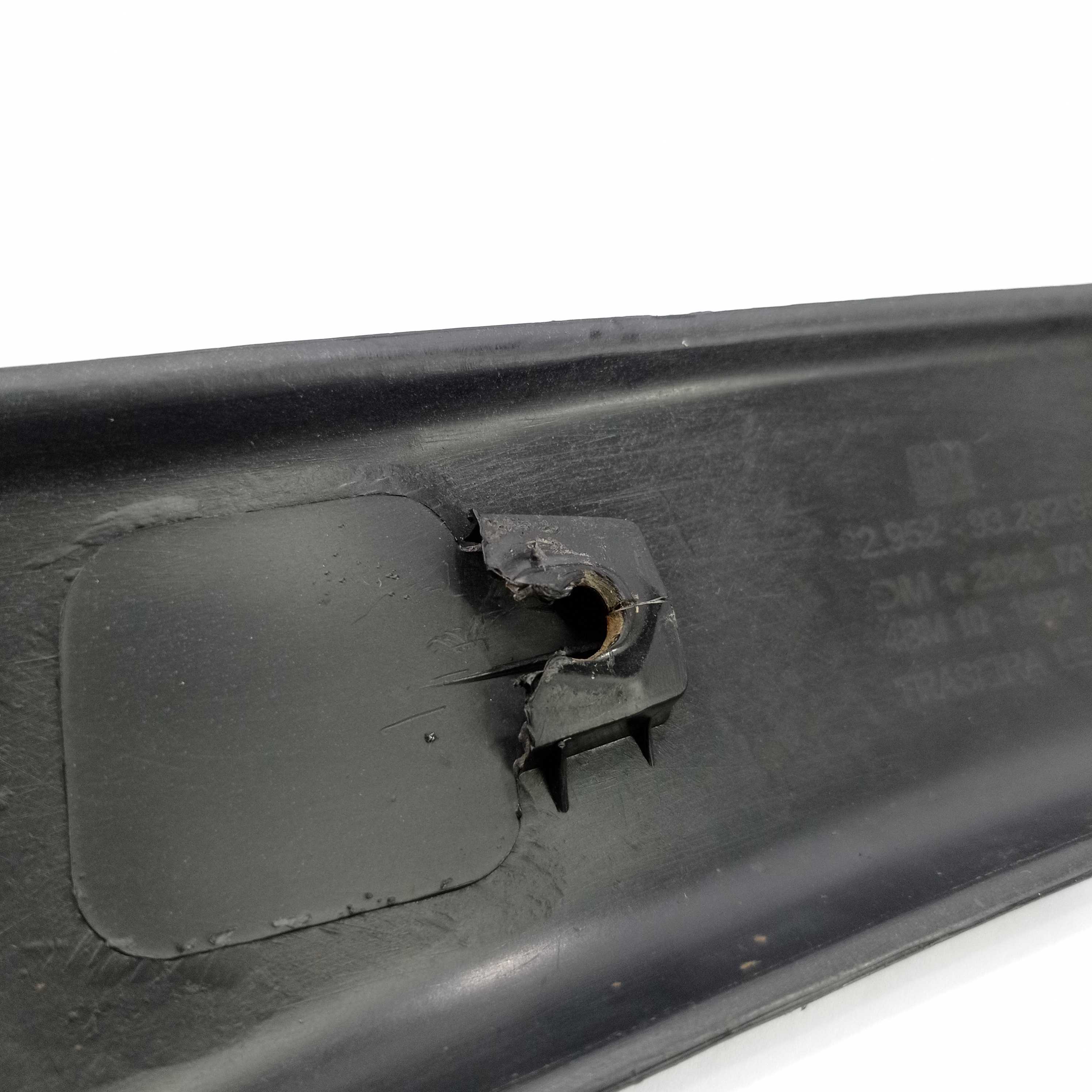 Moldura para-lama Tras Esquerdo GM Corsa  93282956 estoque 5