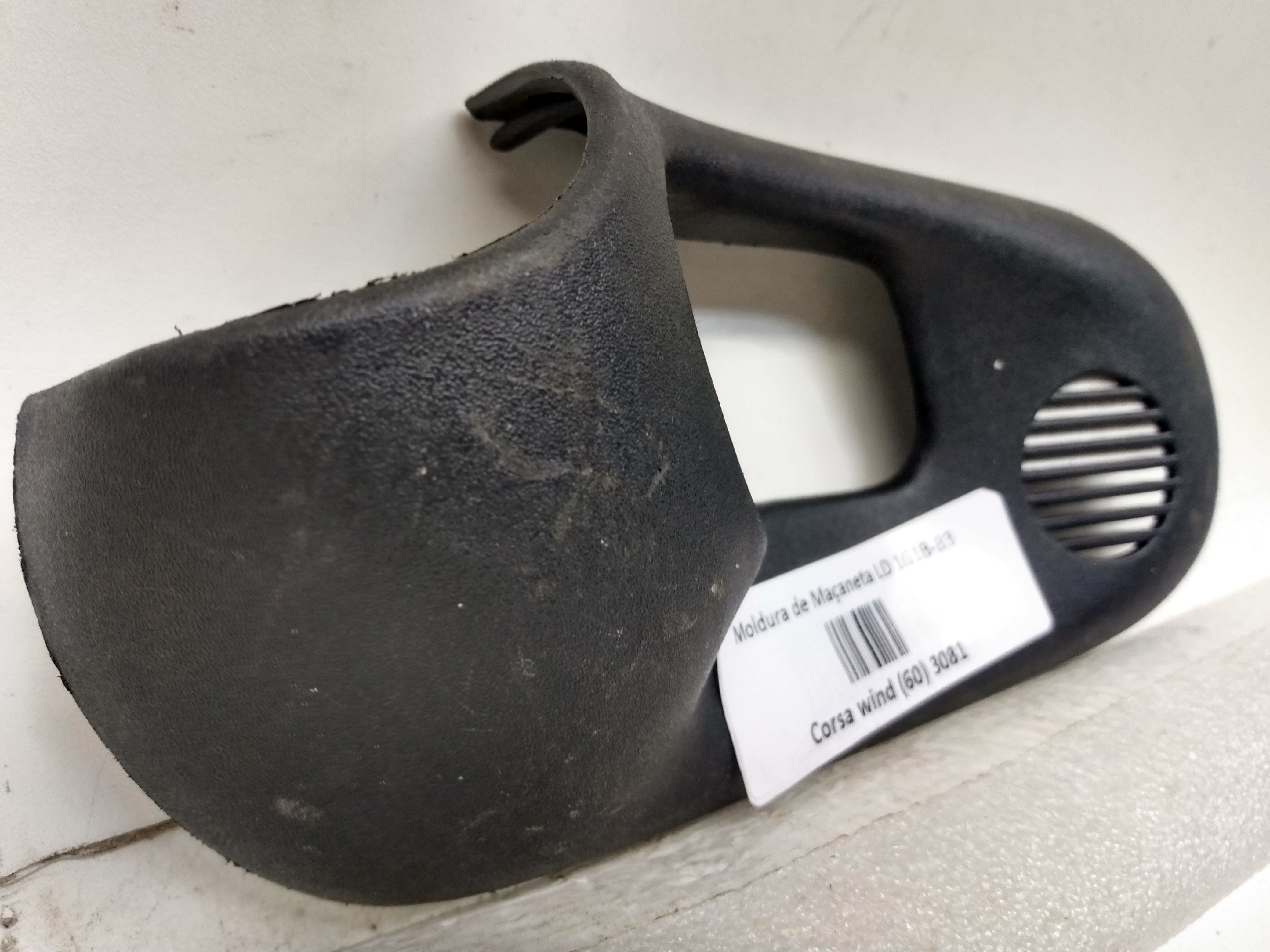 Moldura Maçaneta Interna LD Corsa Wind 2000 2