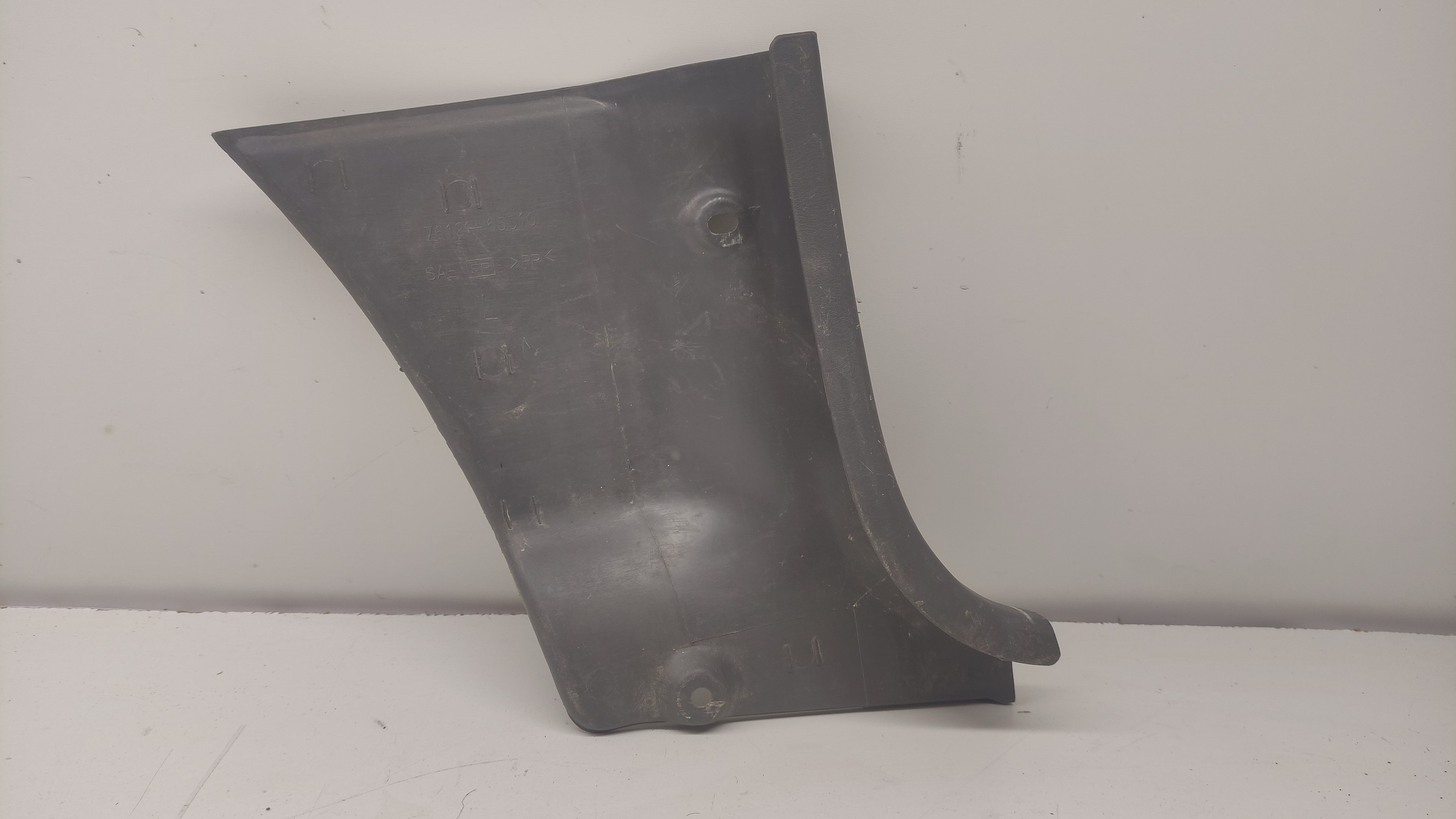 Acabamento Interno Pé Da Coluna Tracker Grand Vitara L/e 2