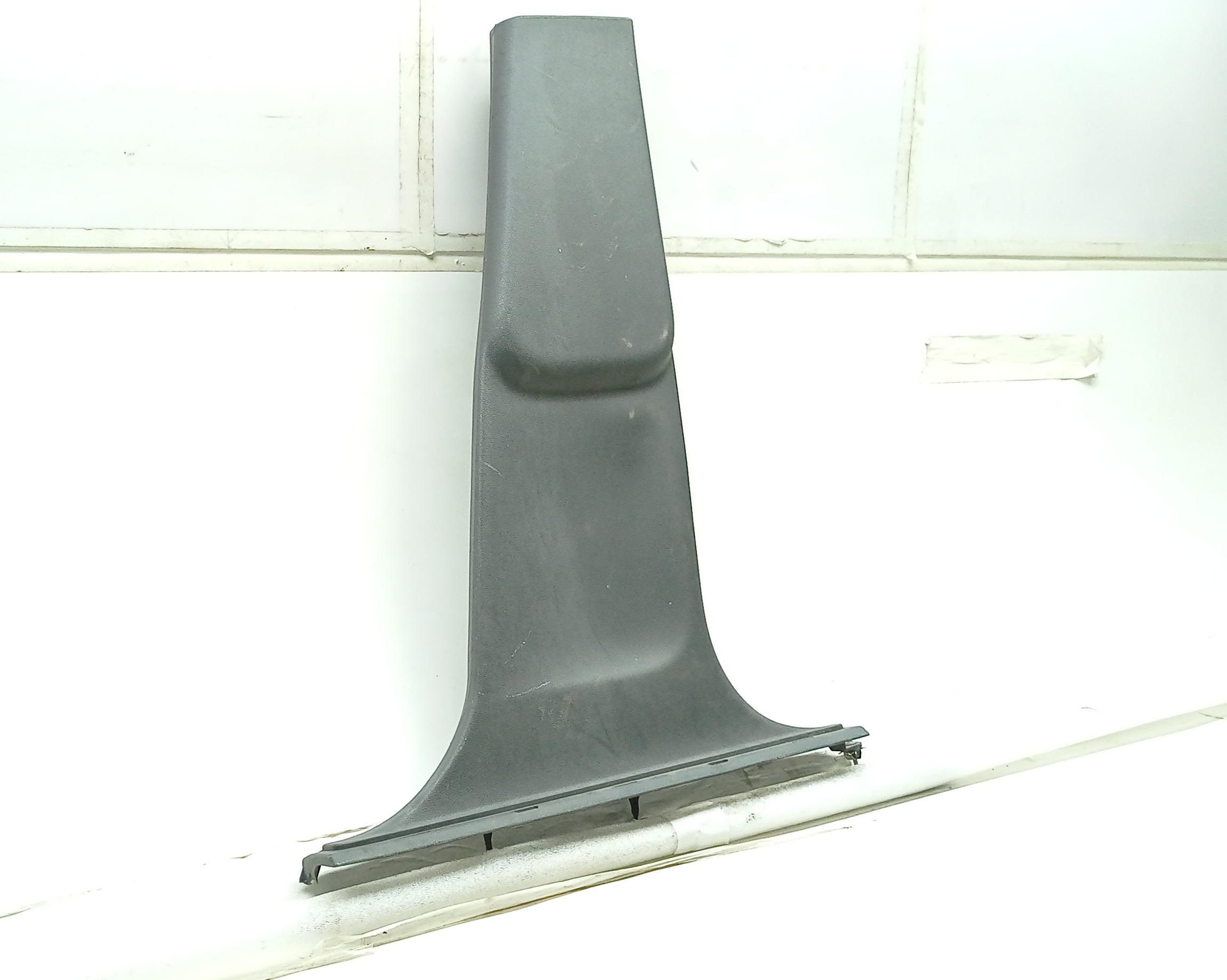 Moldura Inferior Coluna Ld Fiat Punto 2013 8