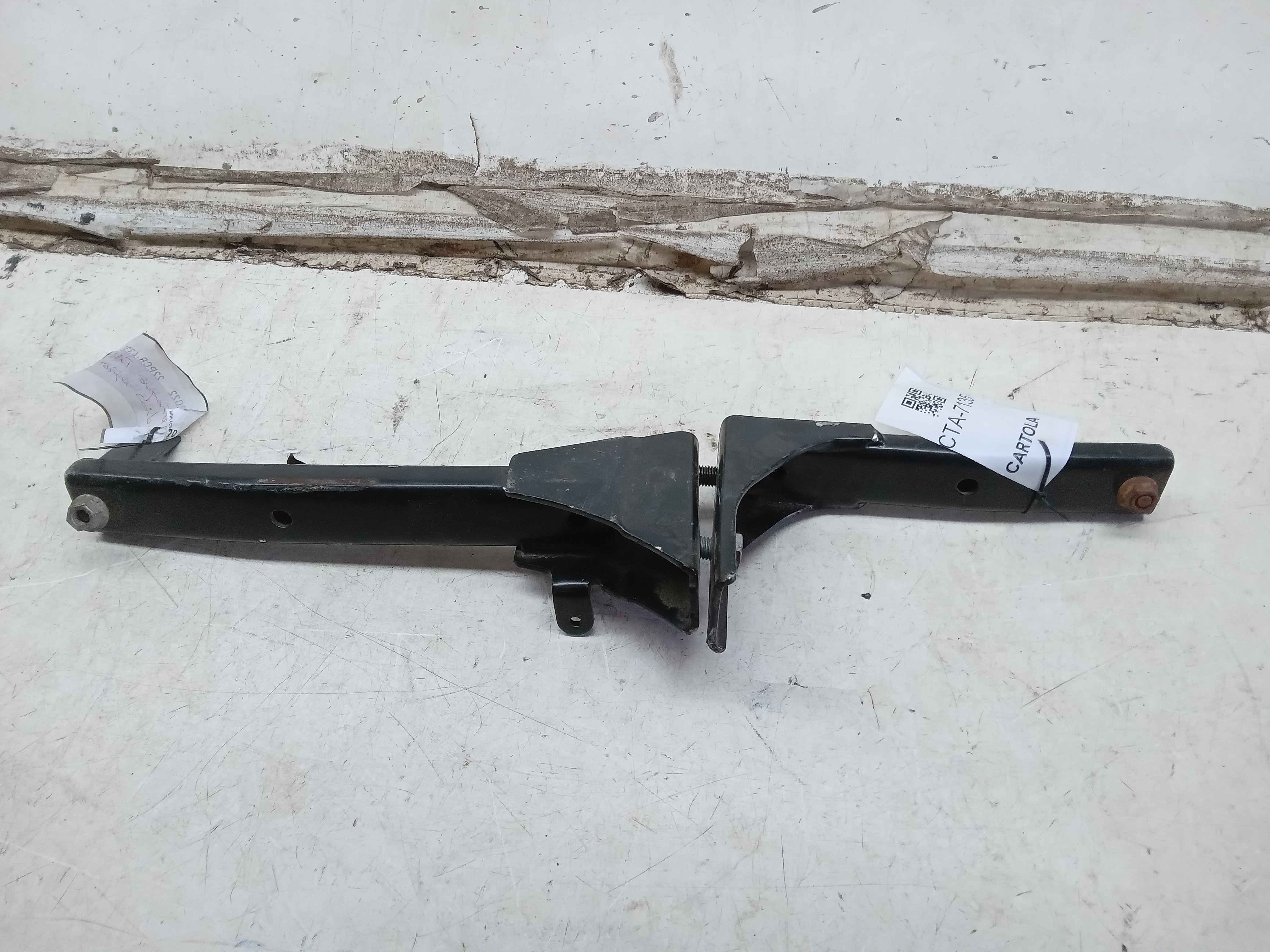 SUPORTE TANQUE COMBUSTÍVEL IVECO DAILY 2016 2