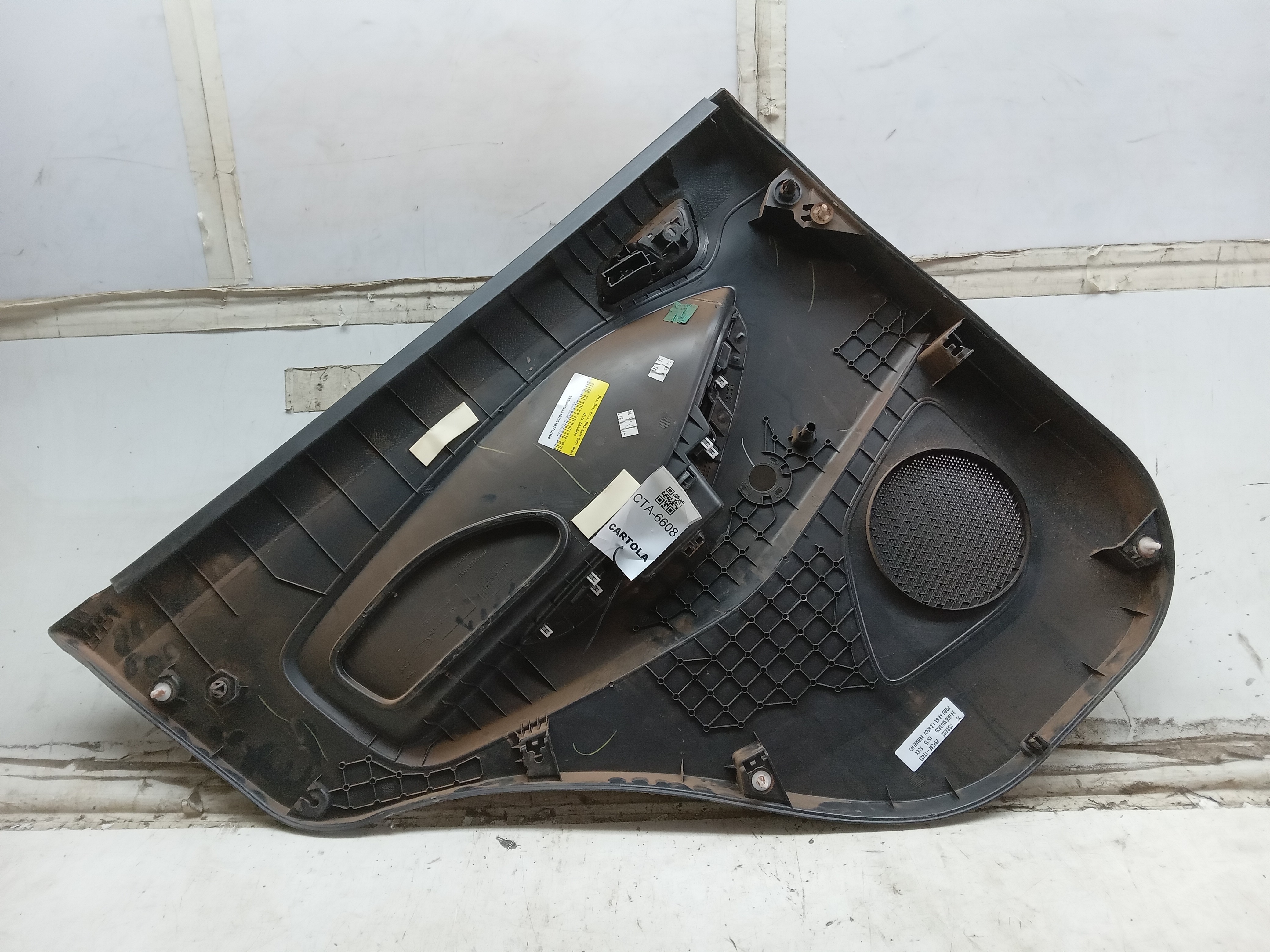 FORRO PORTA TRAS LD FORD KA 2015 1