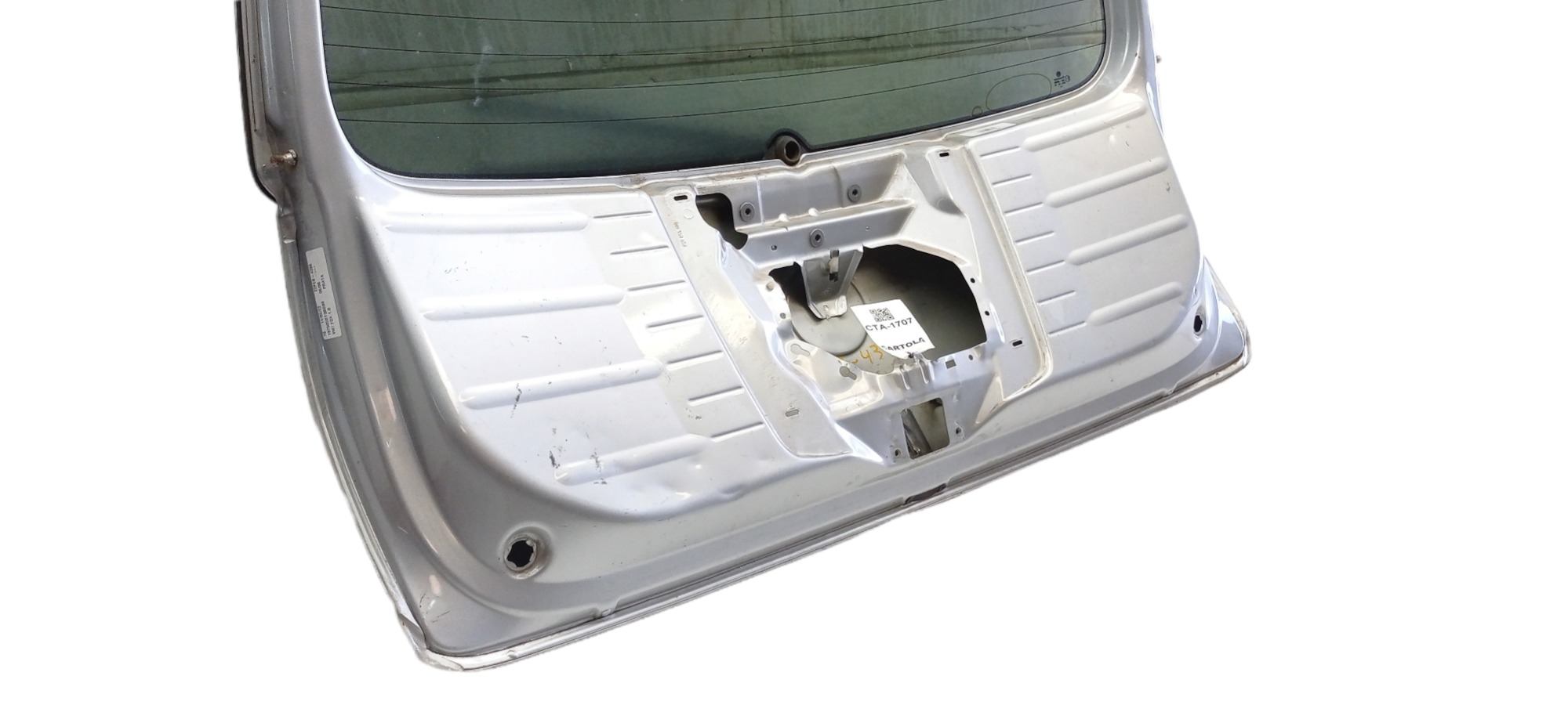 TAMPA PORTA MALAS VOLKSWAGEN FOX 2006  PARA RECUPERAR