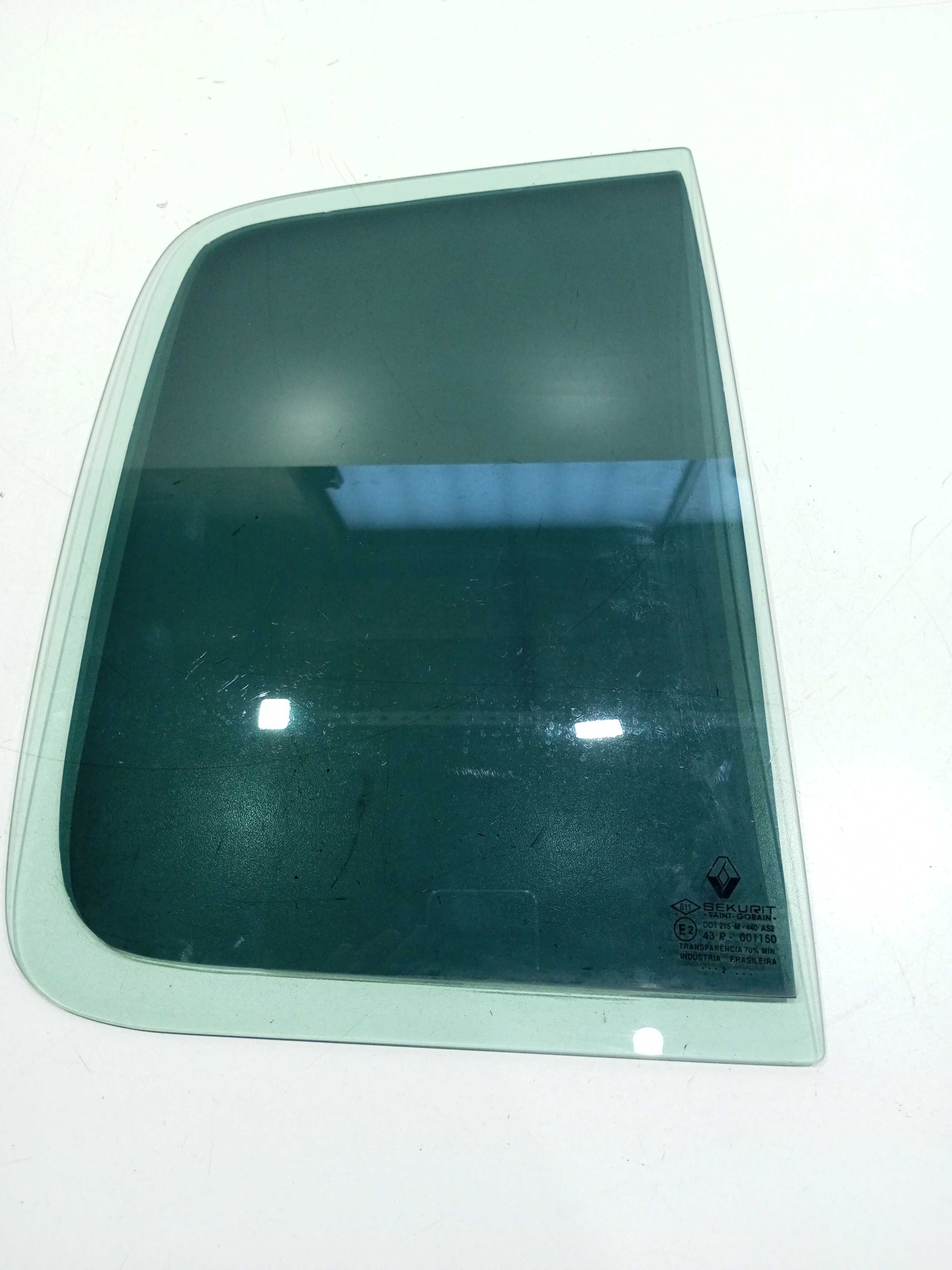 Vidro Fixo Porta Traseira Direita Clio 2001 1