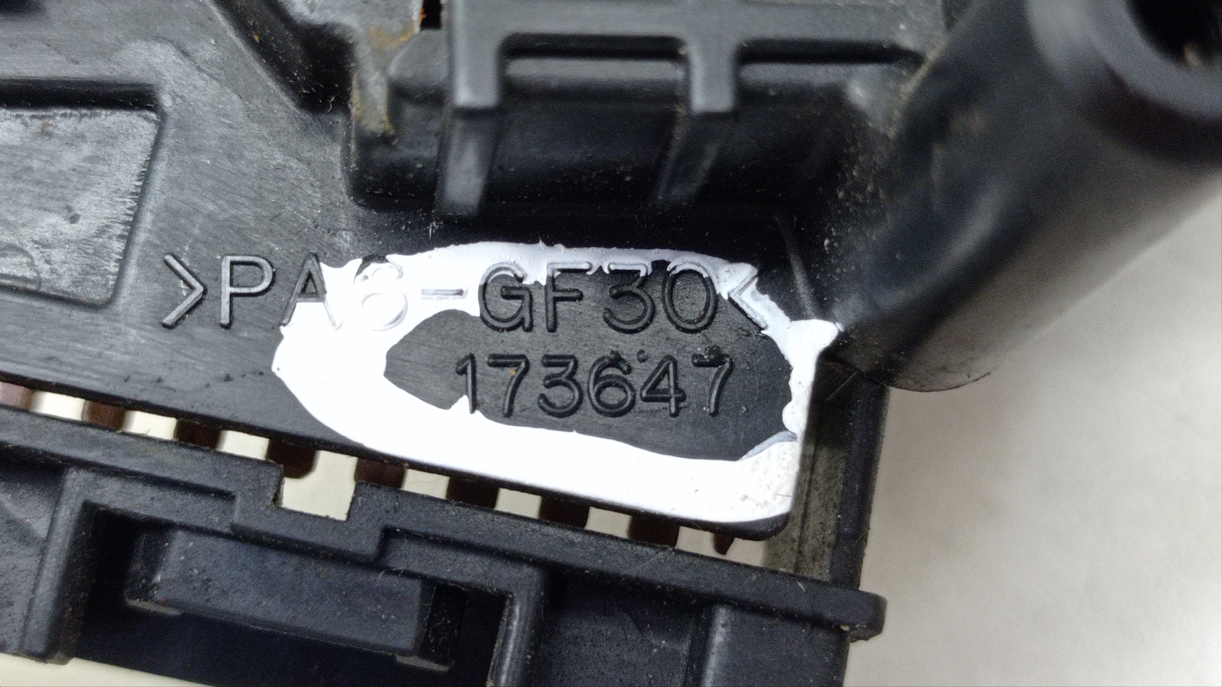 173647  Chave Do Limpador Parabrisa Corolla Fielder 03 A 08 7