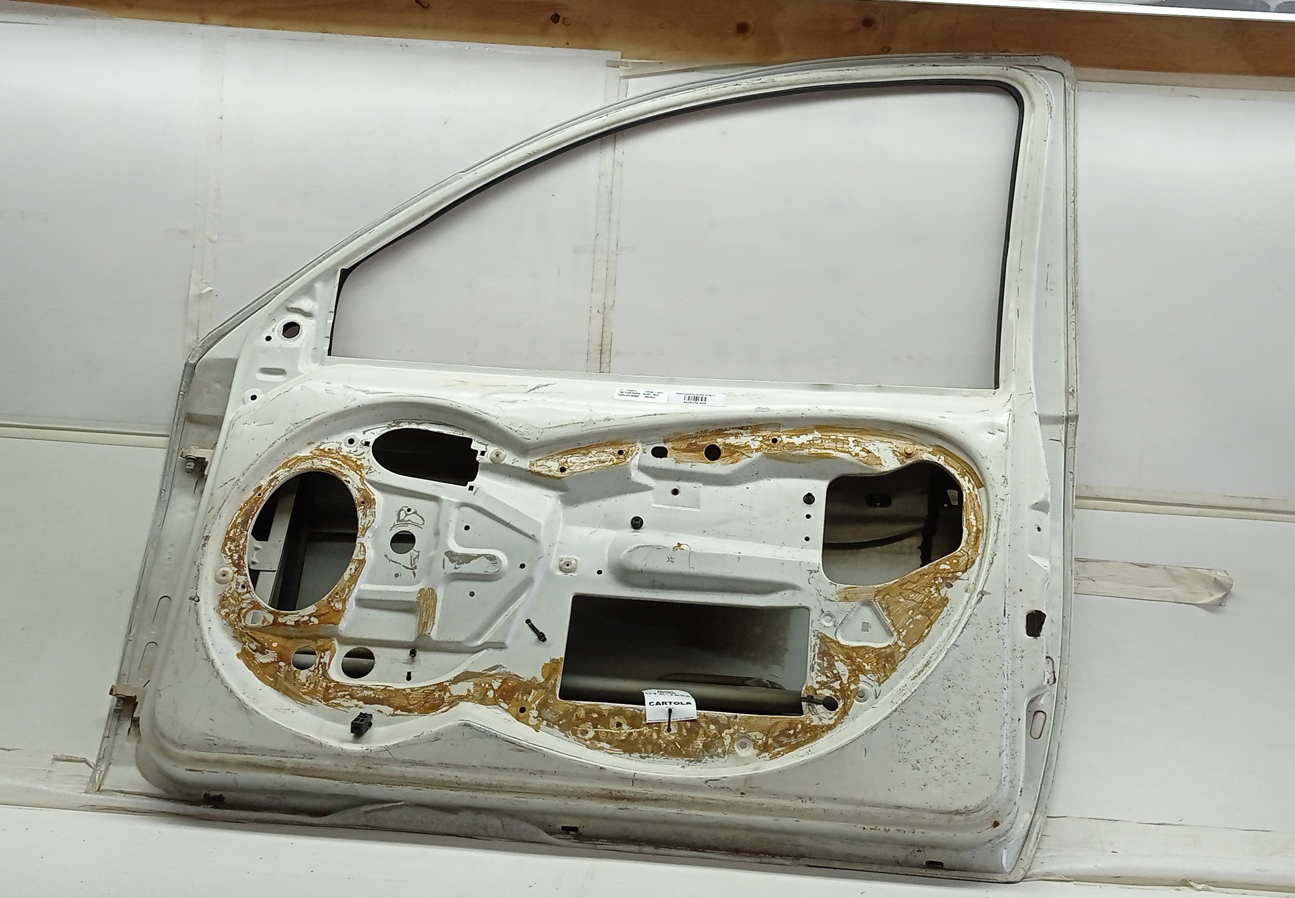 Porta Direita Ford Ka 2002 Para Recuperar Dianteira Direita Branco 4