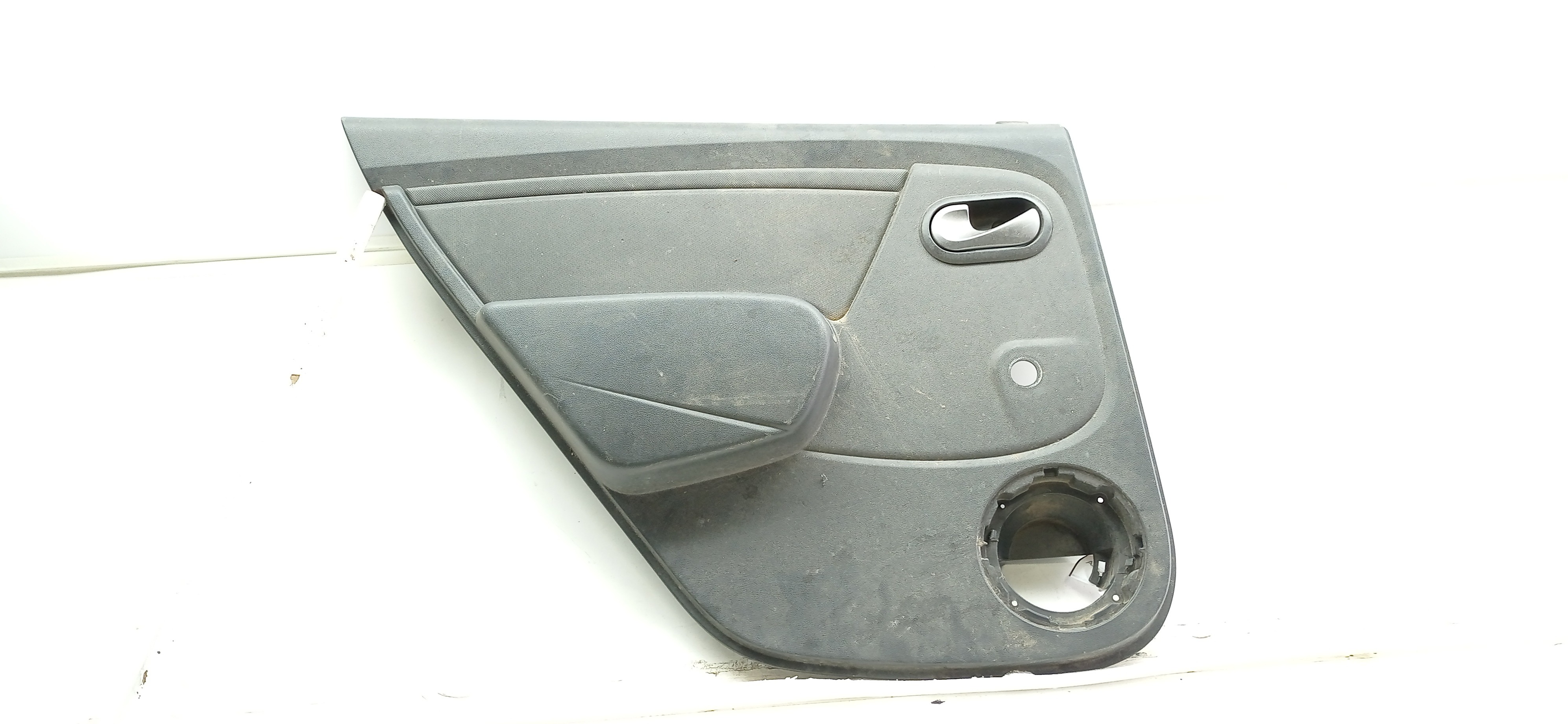 FORRO PORTA TRASEIRA LE RENAULT SANDERO 2014 1