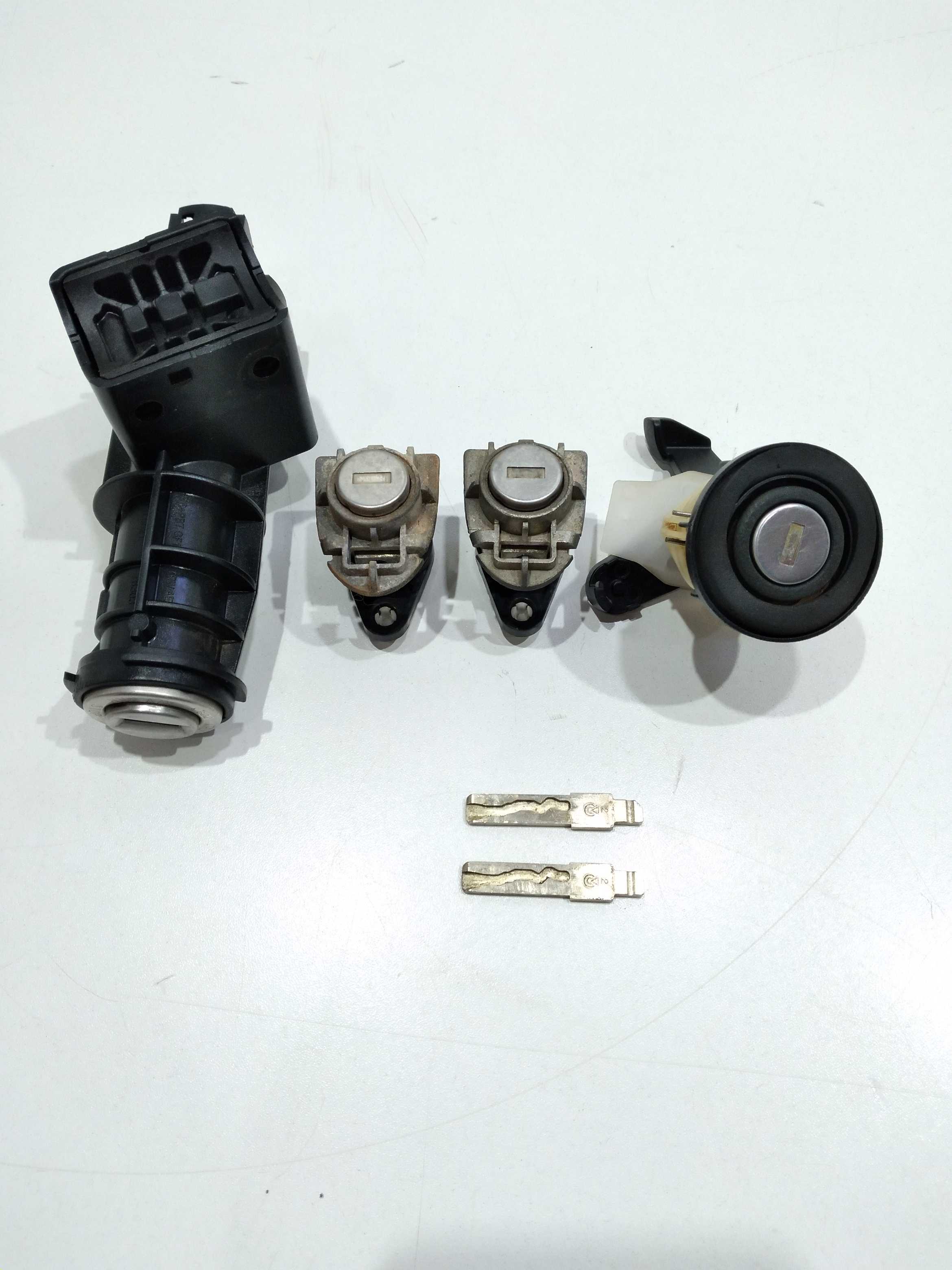 Kit Laminas Da Chave E Cilindros Fiat Grand Siena 1.6 2013 1