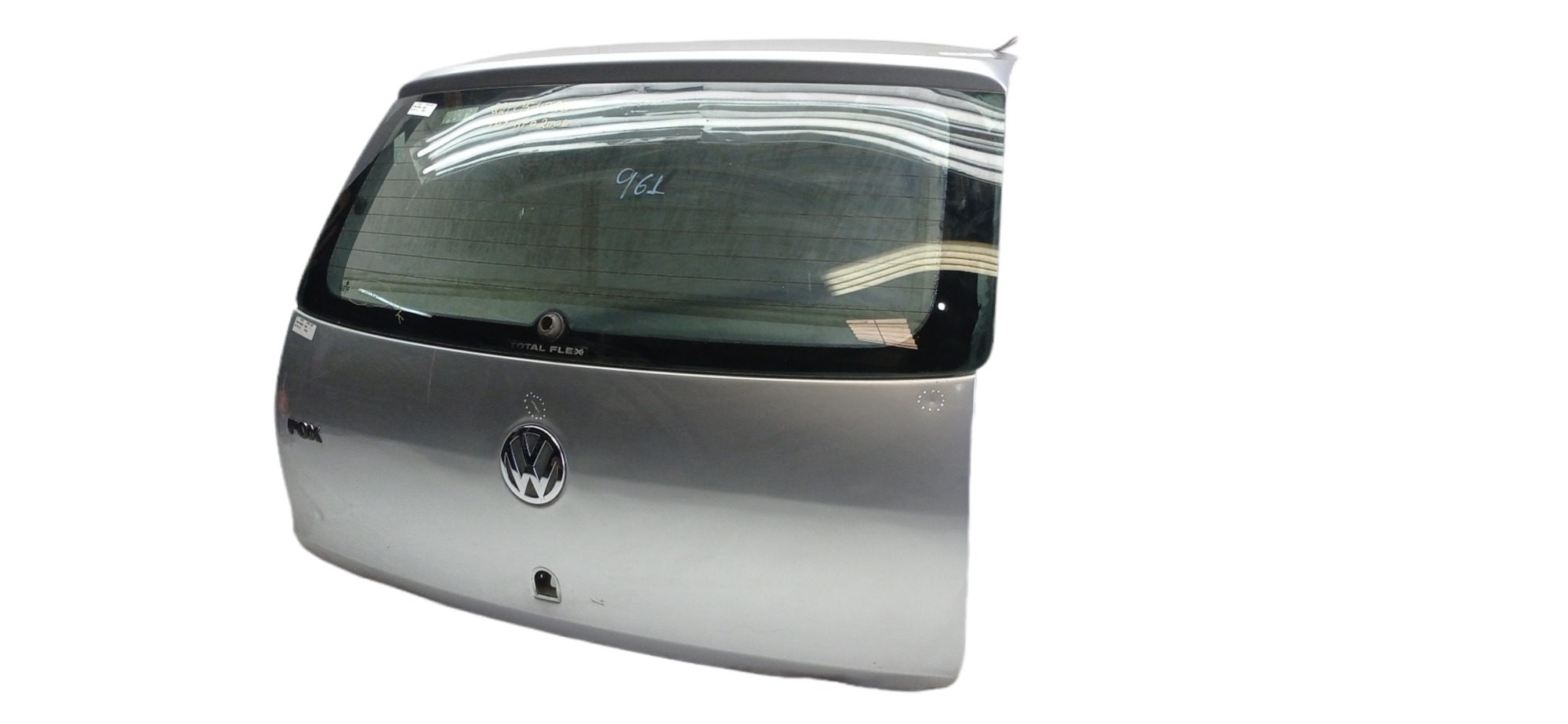 TAMPA PORTA MALAS VOLKSWAGEN FOX 2006  PARA RECUPERAR 7