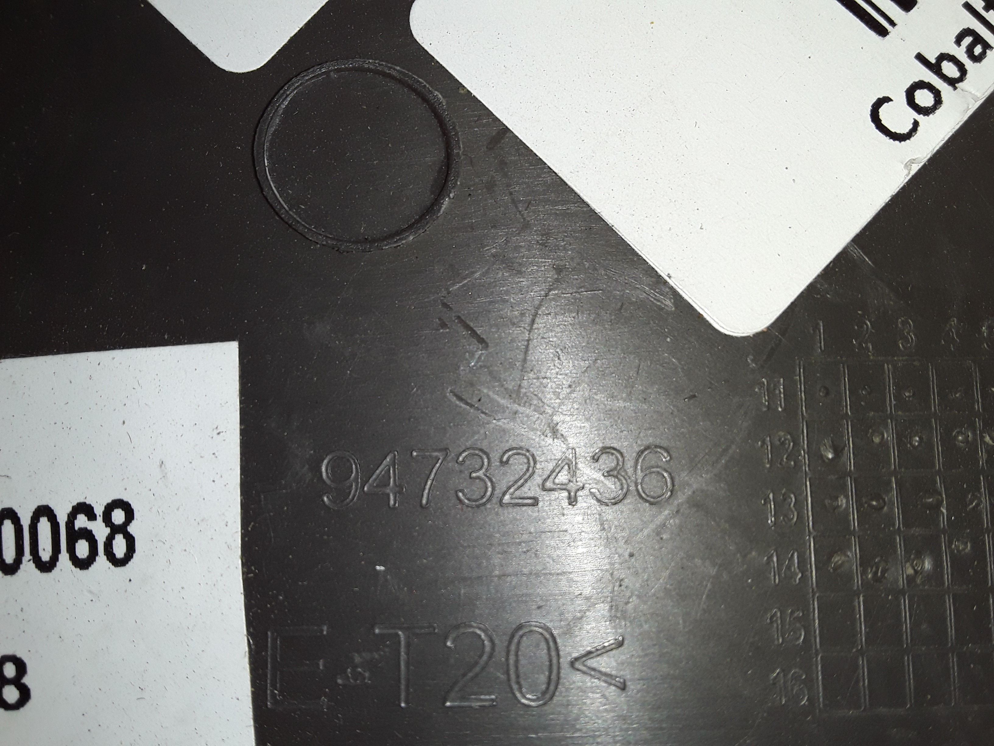 Acabamento porta tras LE Cobalt 2012 4