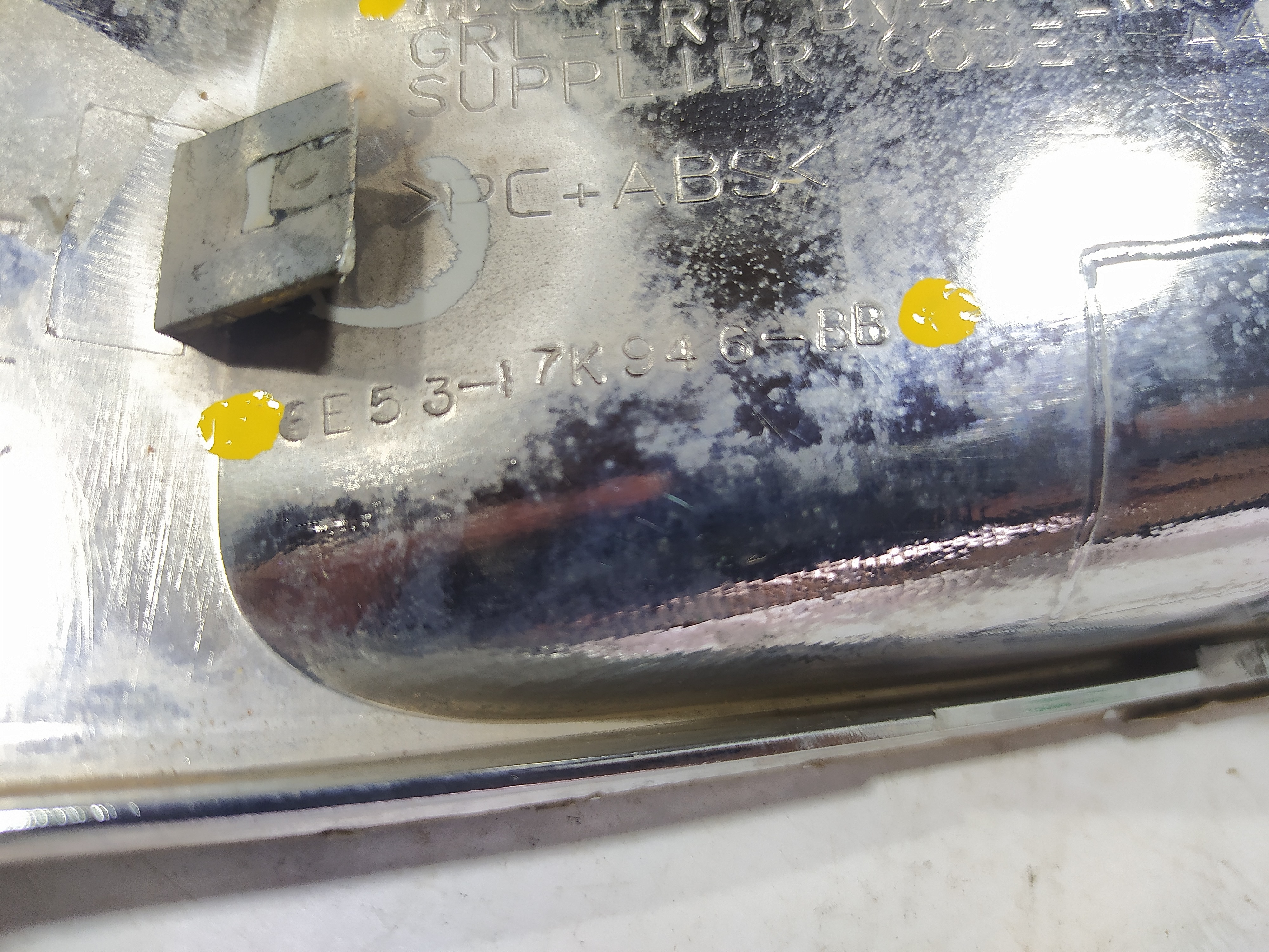 Moldura Farol Milha Direito Ford Fusion 2007 V560 9