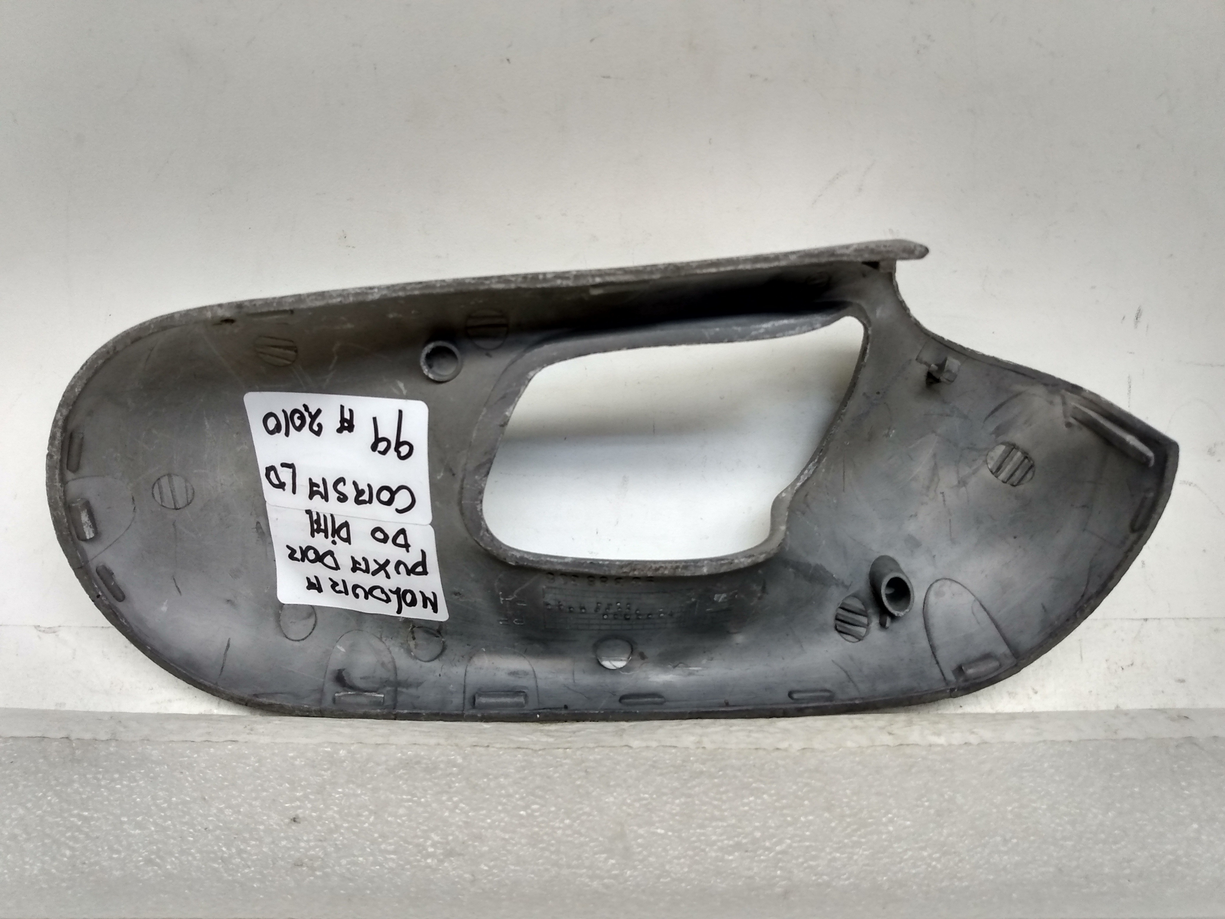 MOLDURA MAÇANETA INTERNA LD GM CORSA 1999