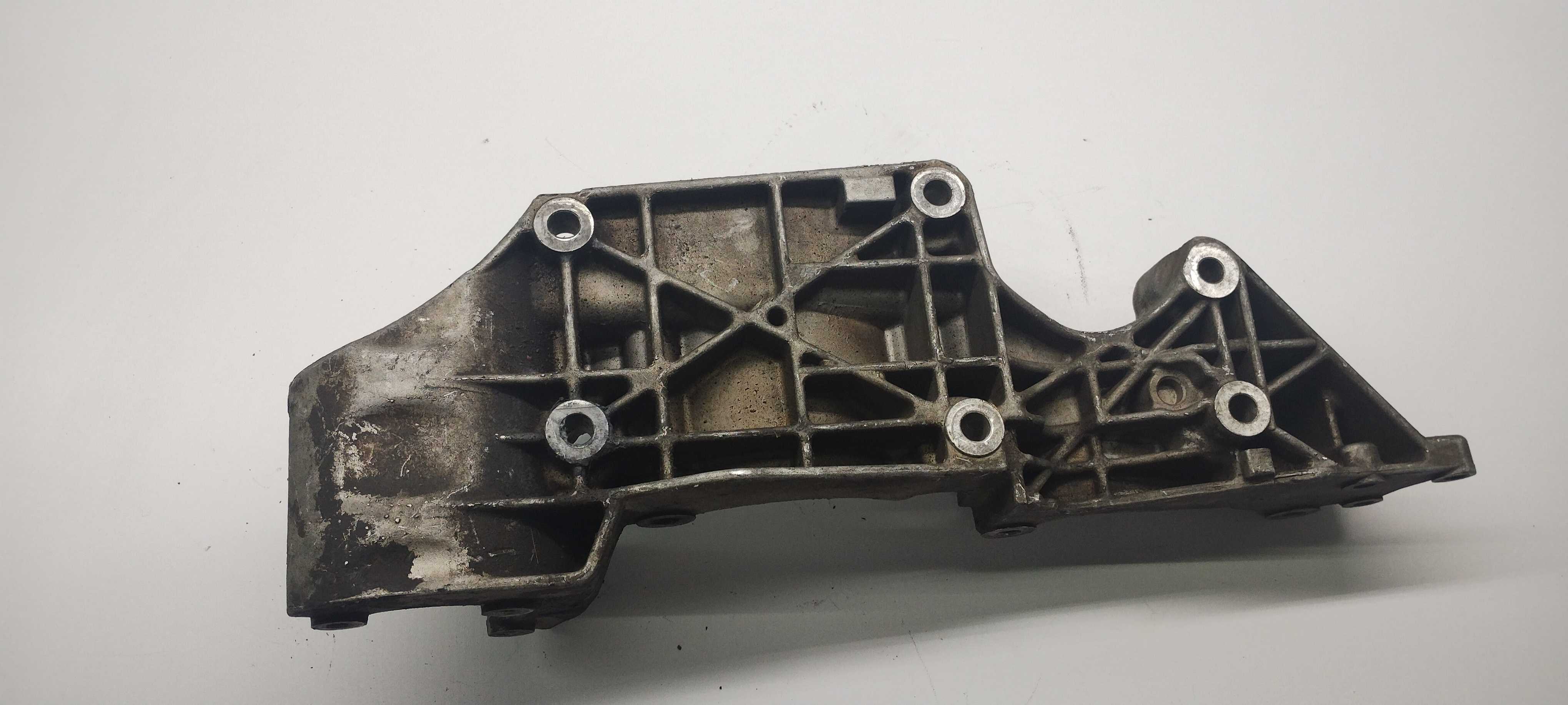 Suporte Compressor Vw Bomba Direcao Golf  2001 2